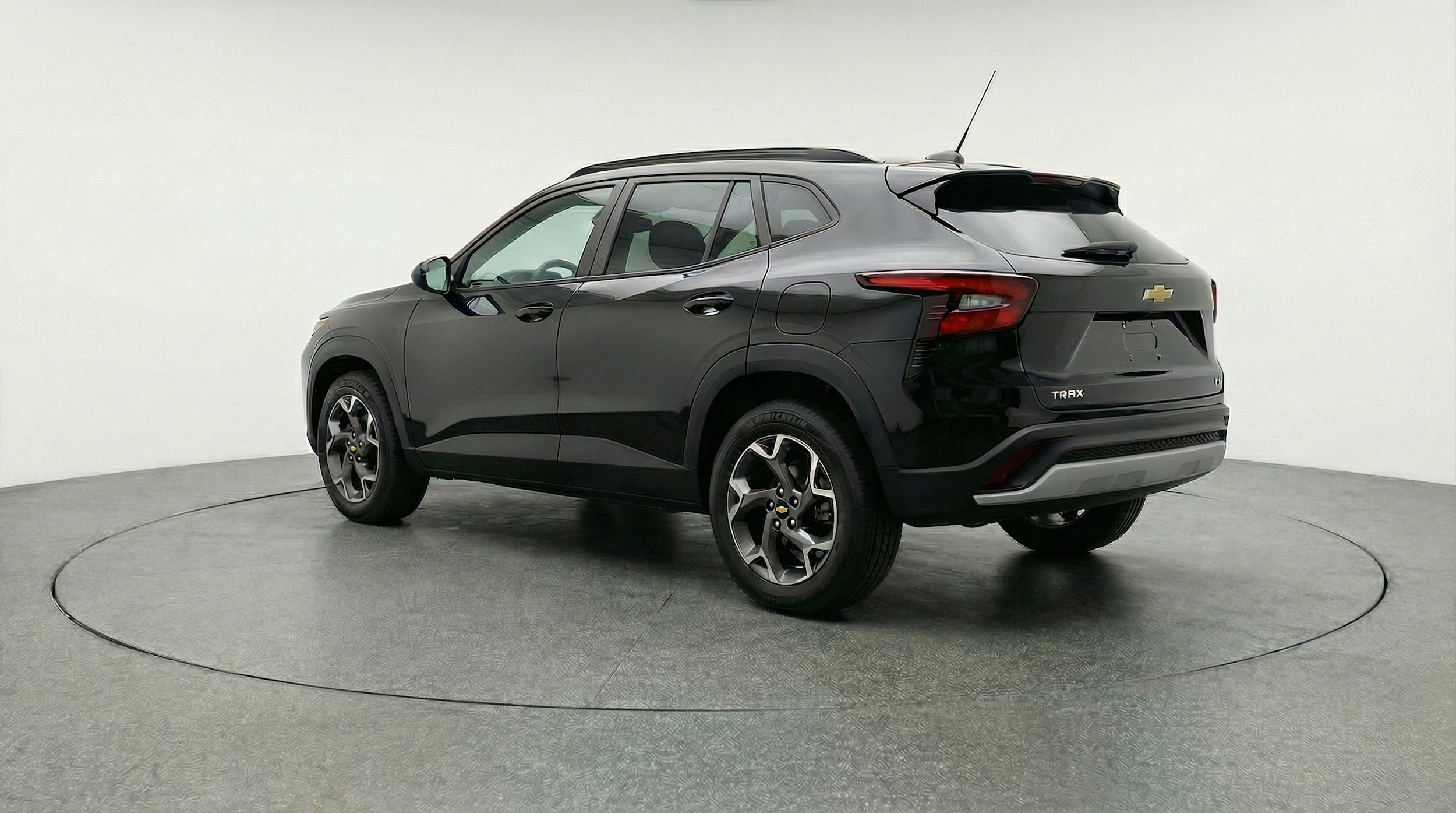 Thumbnail: 2025 Chevrolet Trax - 5