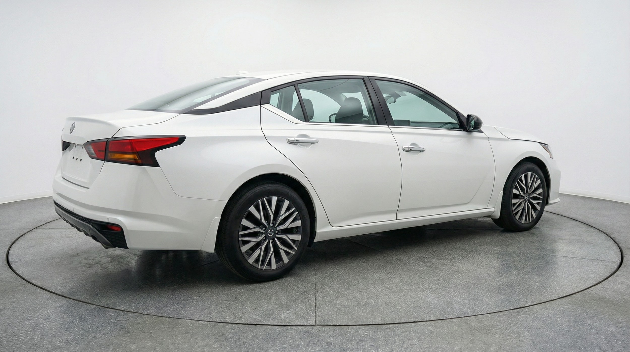 Thumbnail: 2025 Nissan Altima - 7