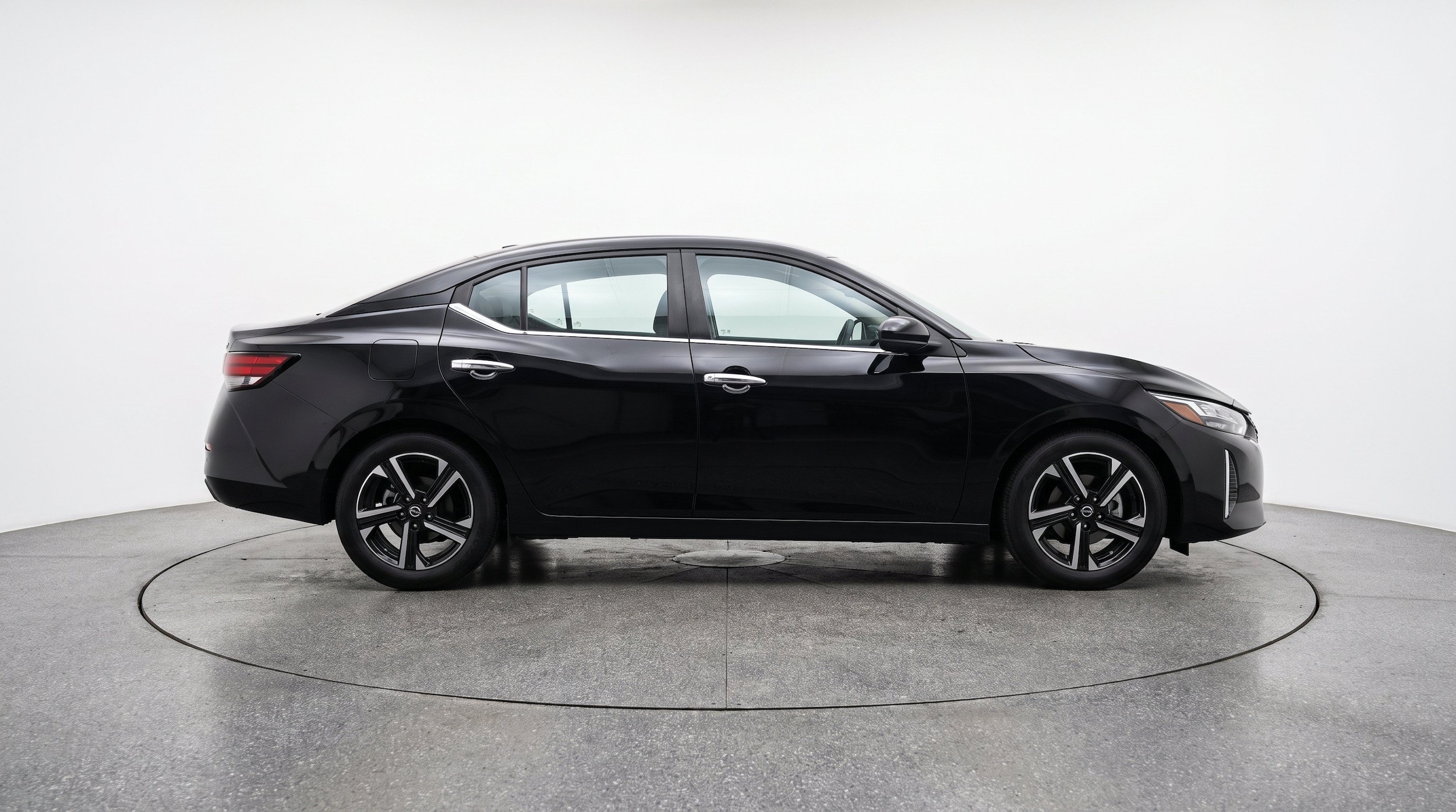Thumbnail: 2025 Nissan Sentra - 11