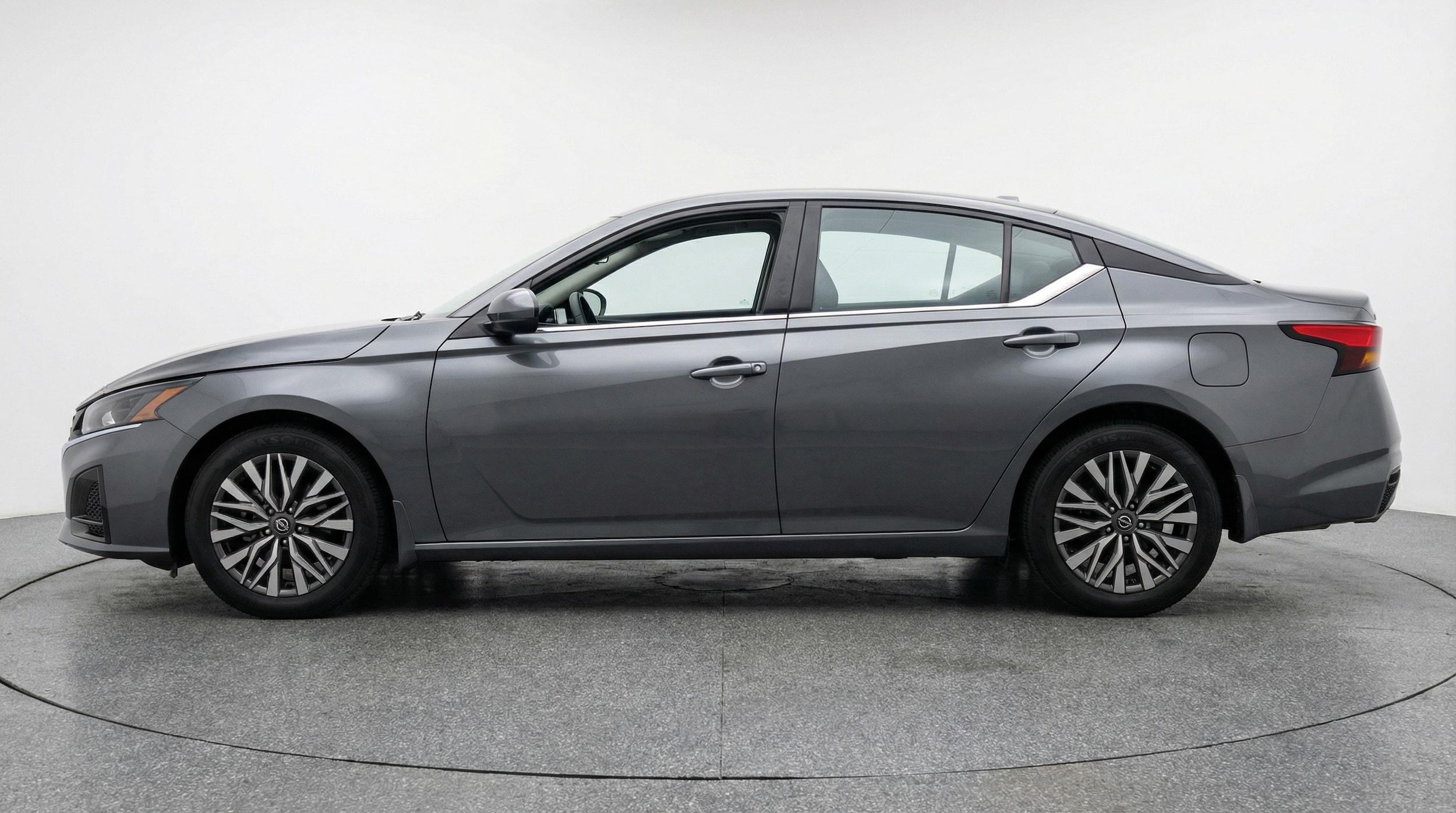 Thumbnail: 2025 Nissan Altima - 4