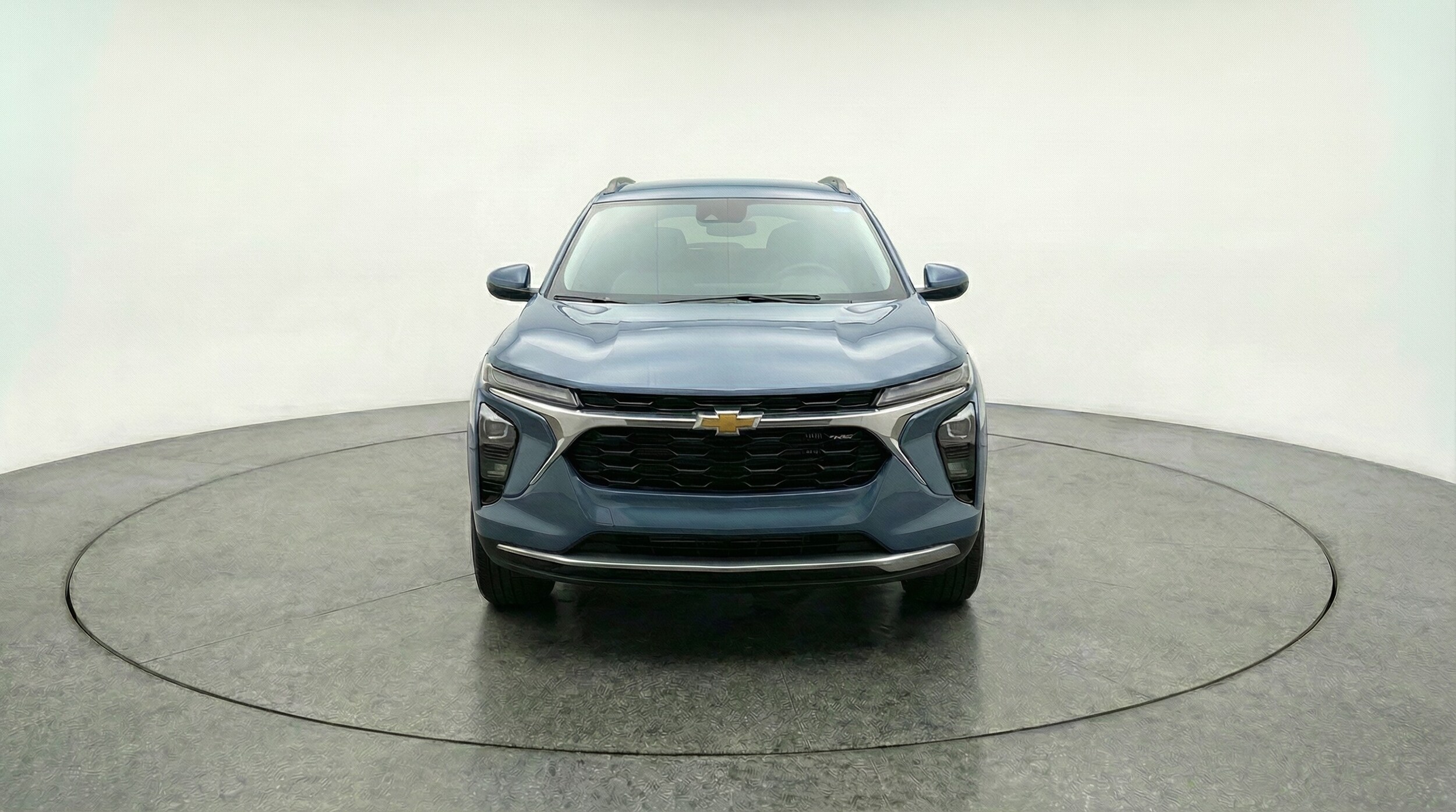 Thumbnail: 2025 Chevrolet Trax - 2
