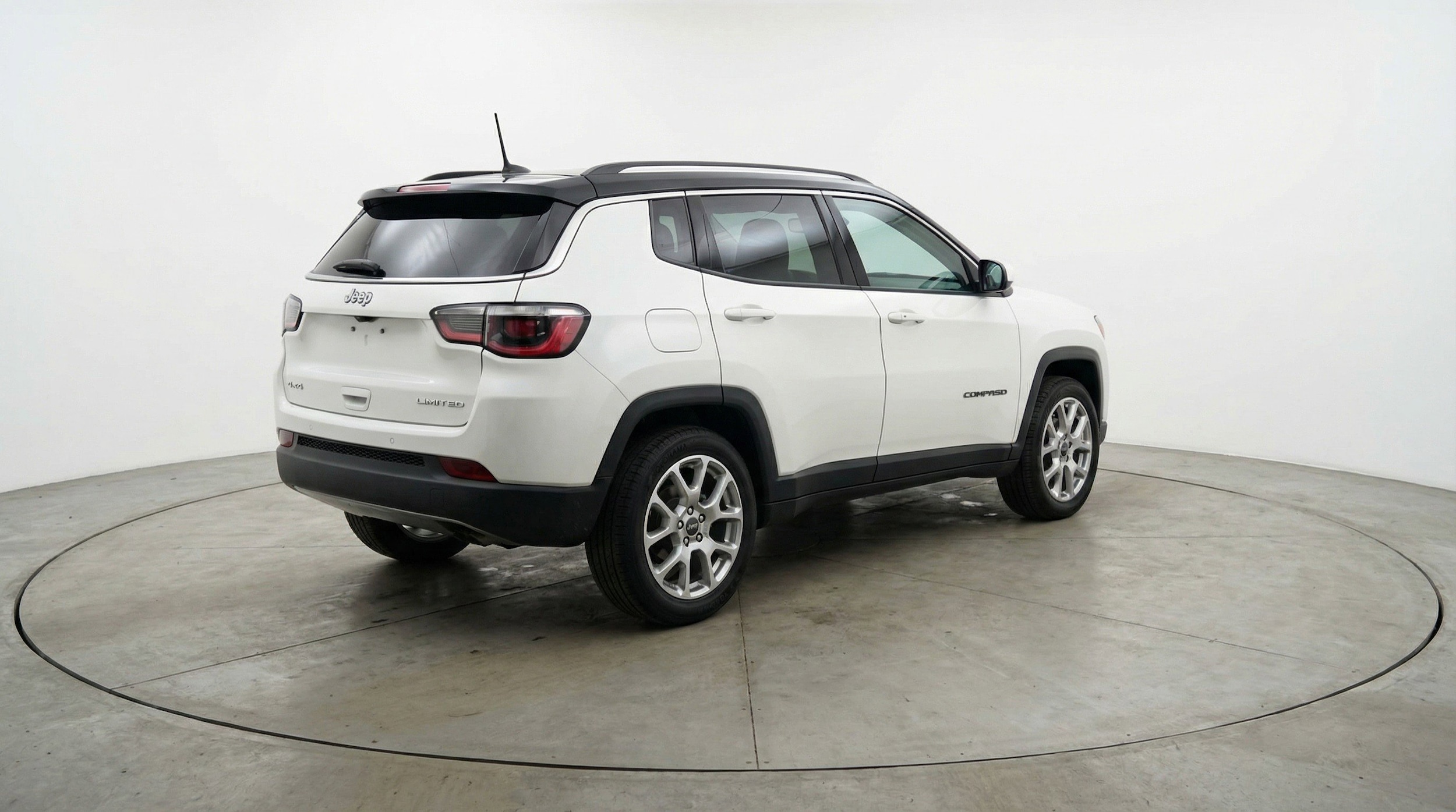 Thumbnail: 2025 Jeep Compass - 9