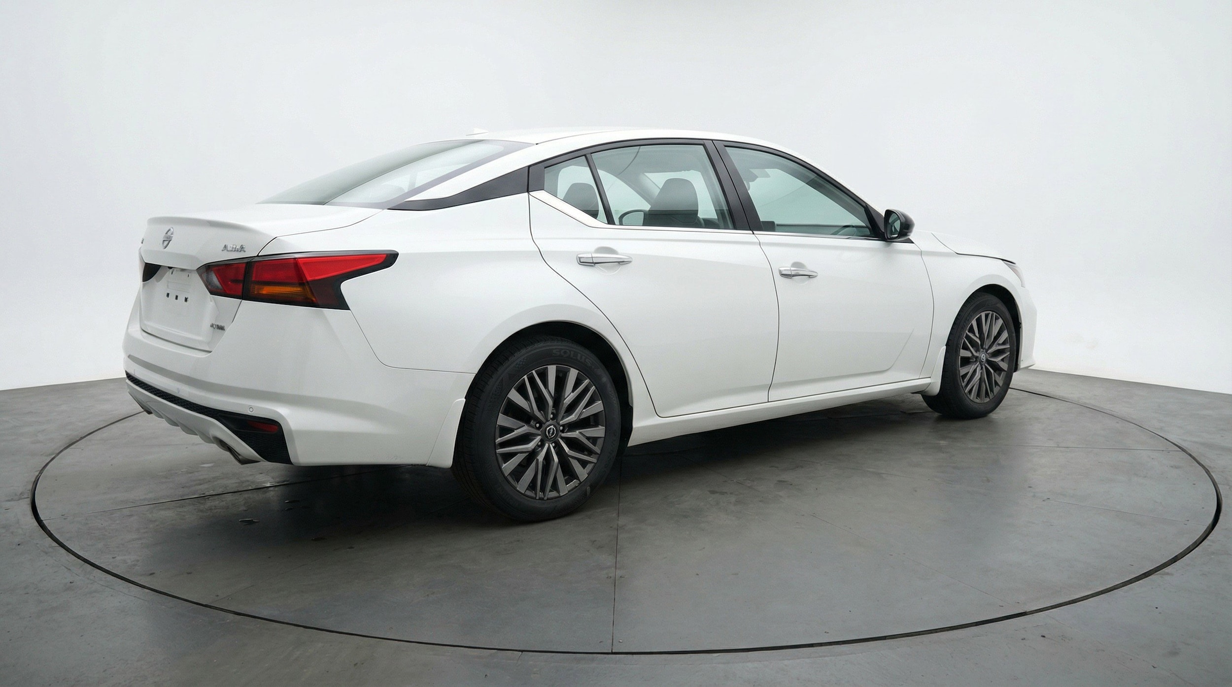 Thumbnail: 2025 Nissan Altima - 9