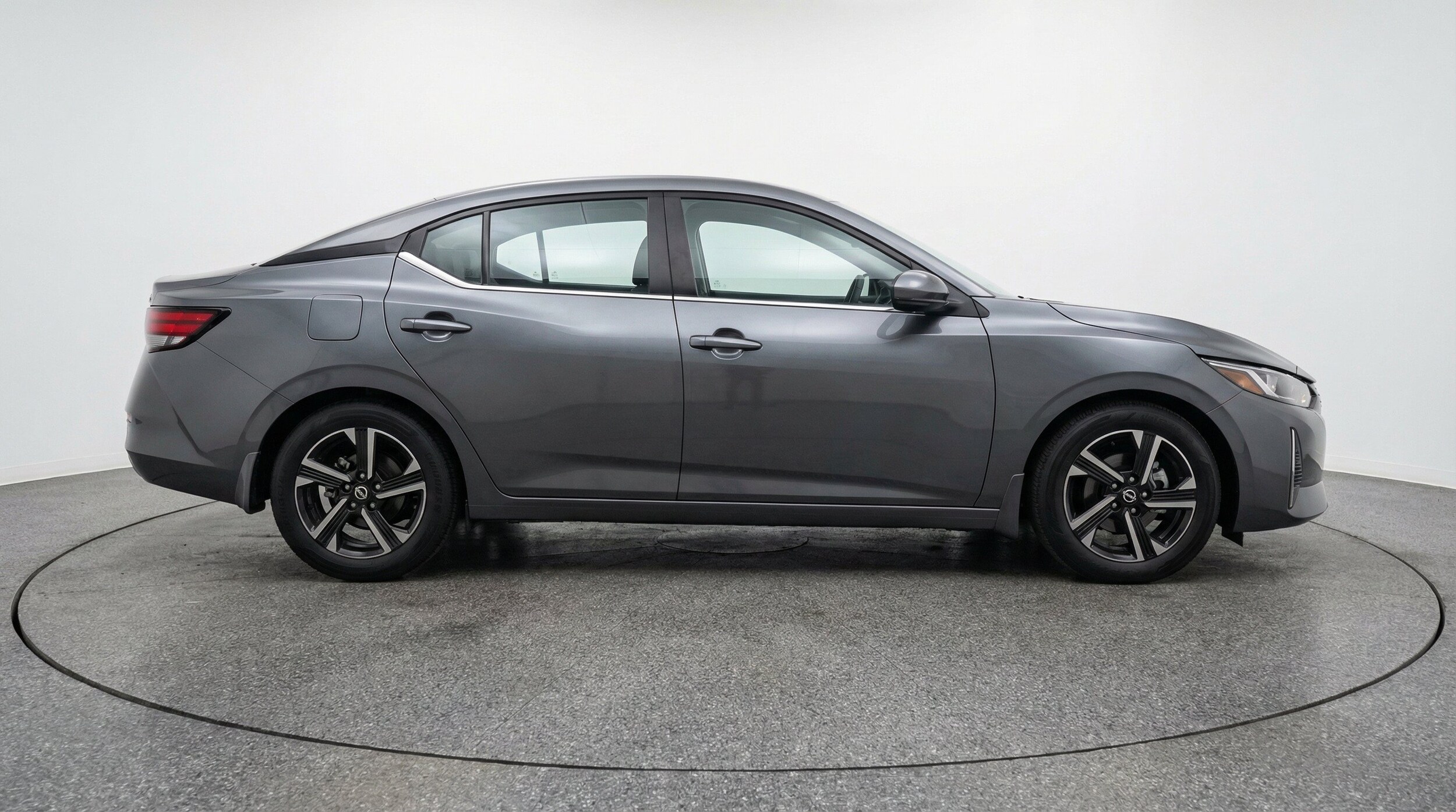 Thumbnail: 2025 Nissan Sentra - 11