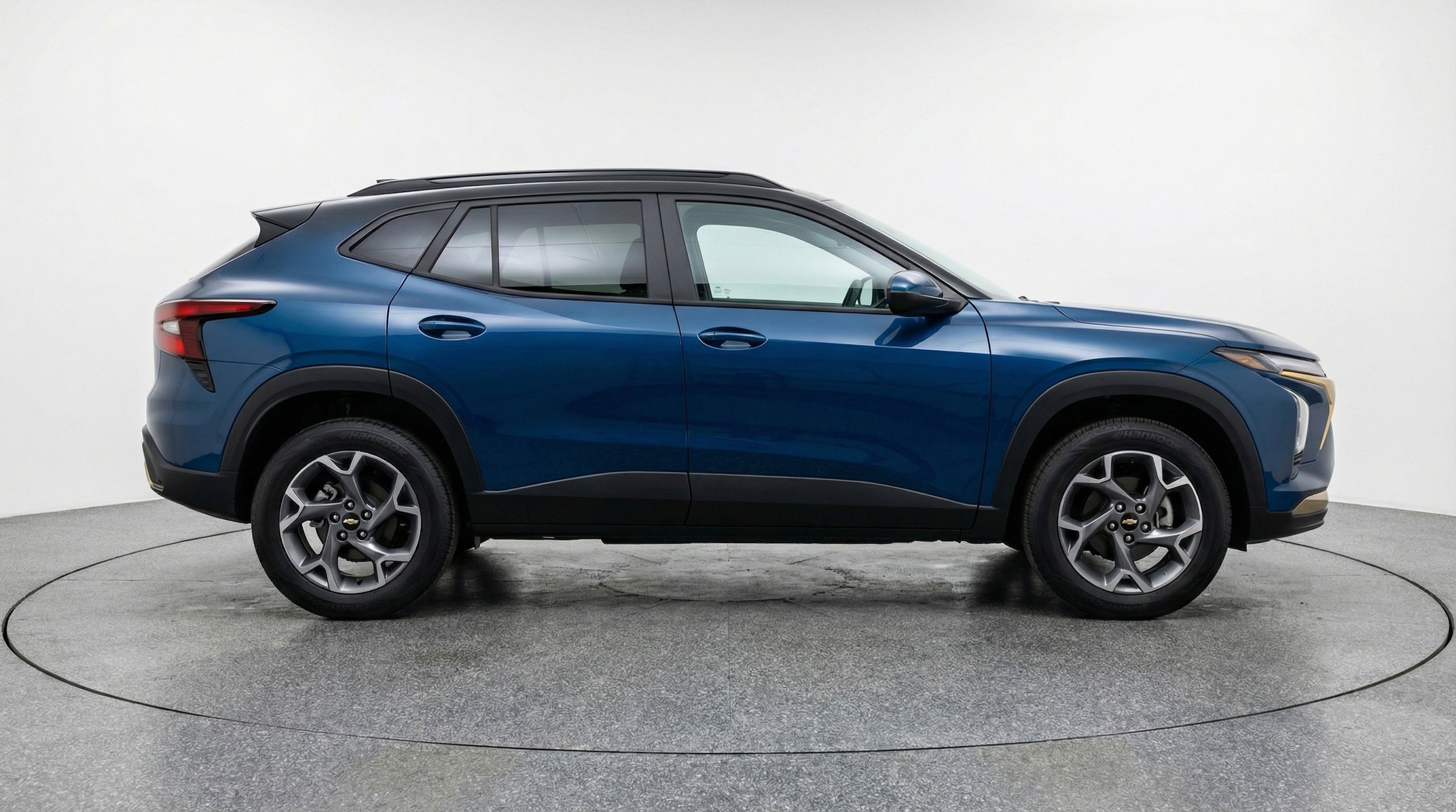 Thumbnail: 2025 Chevrolet Trax - 11