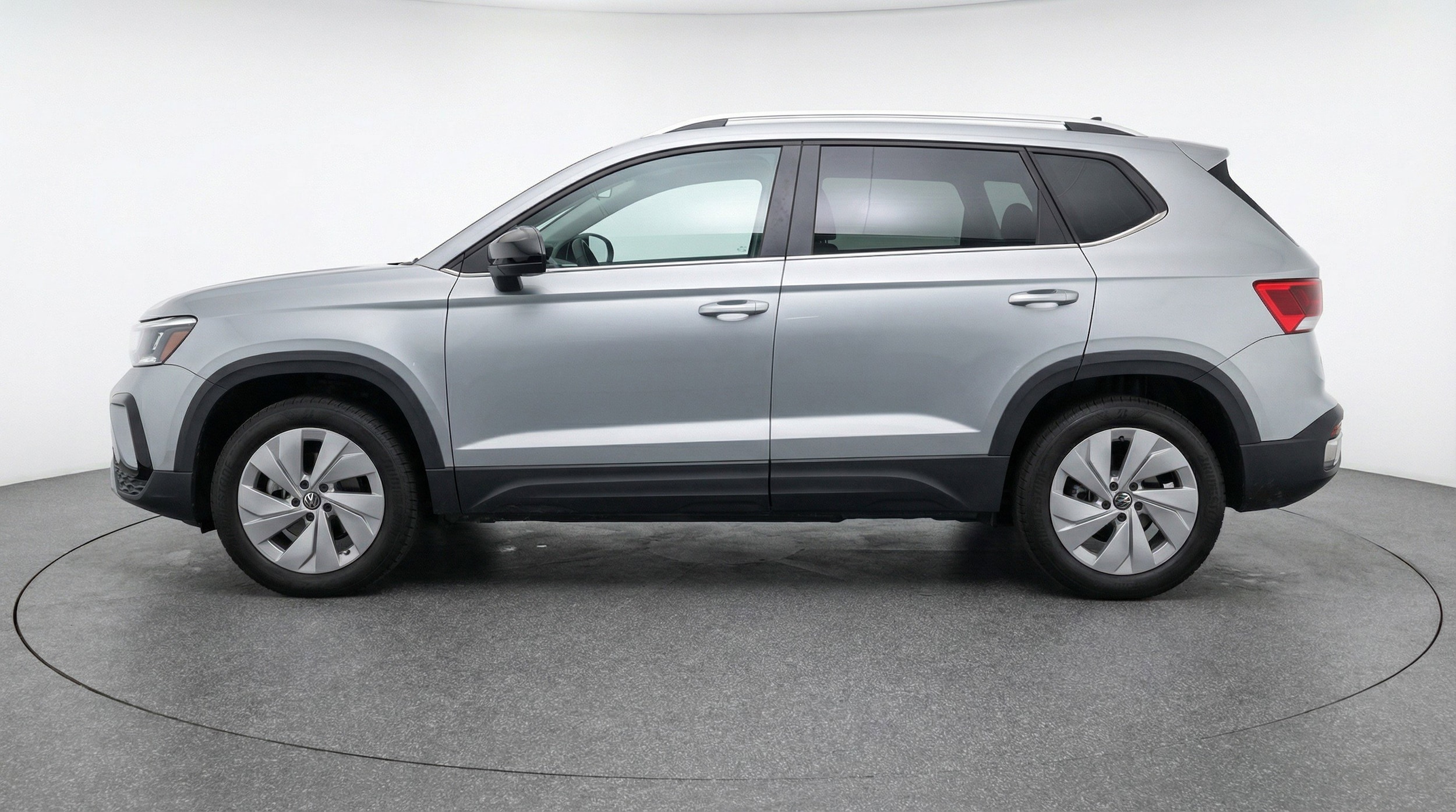 Thumbnail: 2025 Volkswagen Taos - 5