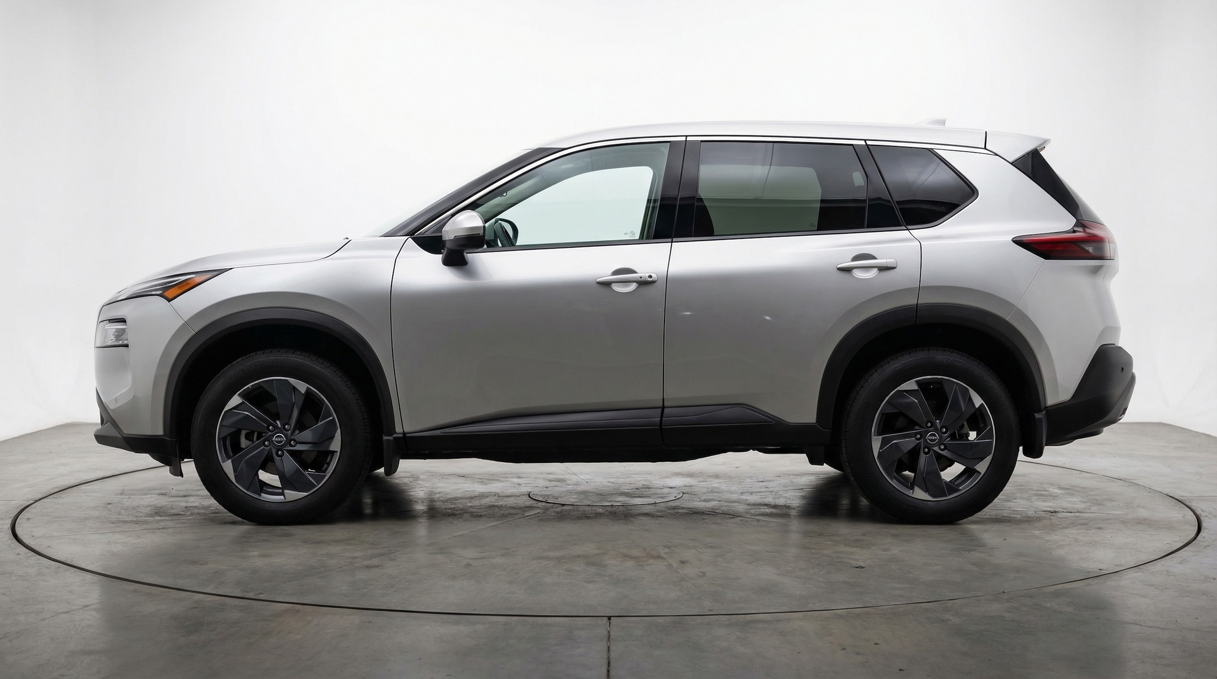 Thumbnail: 2025 Nissan Rogue - 4