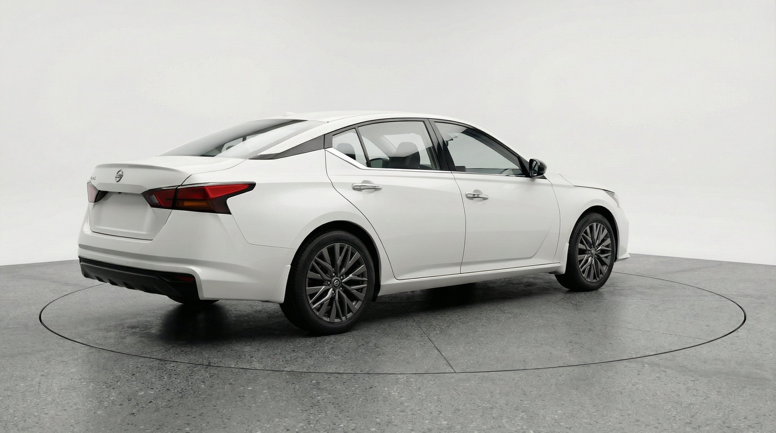 Thumbnail: 2025 Nissan Altima - 9