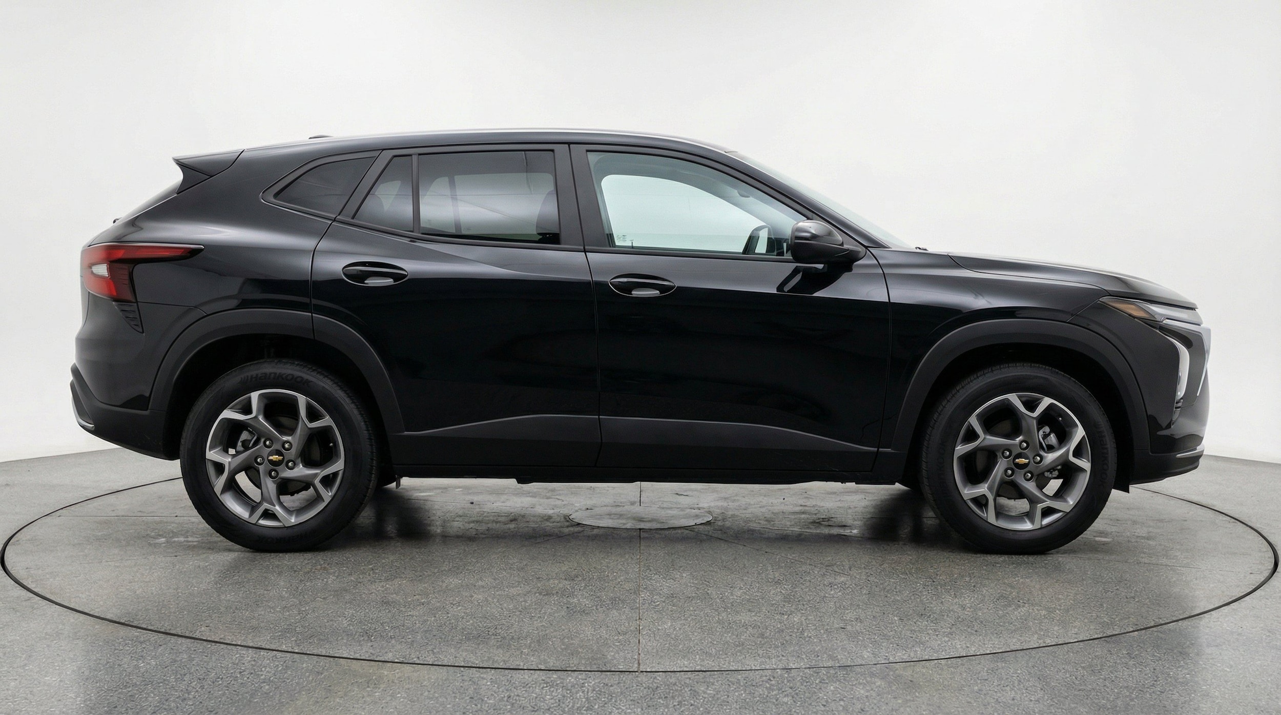Thumbnail: 2025 Chevrolet Trax - 11