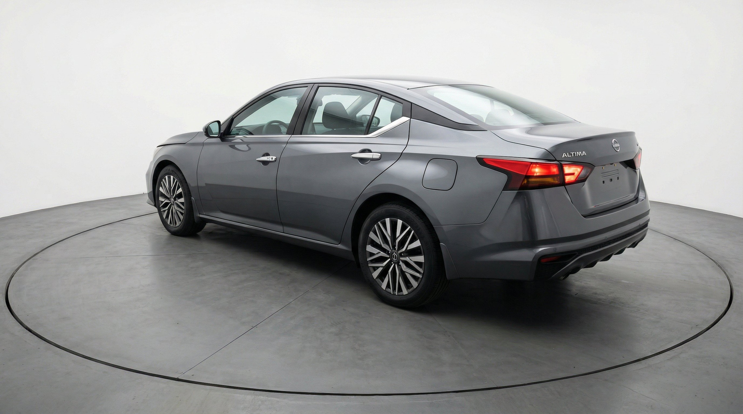 Thumbnail: 2025 Nissan Altima - 6