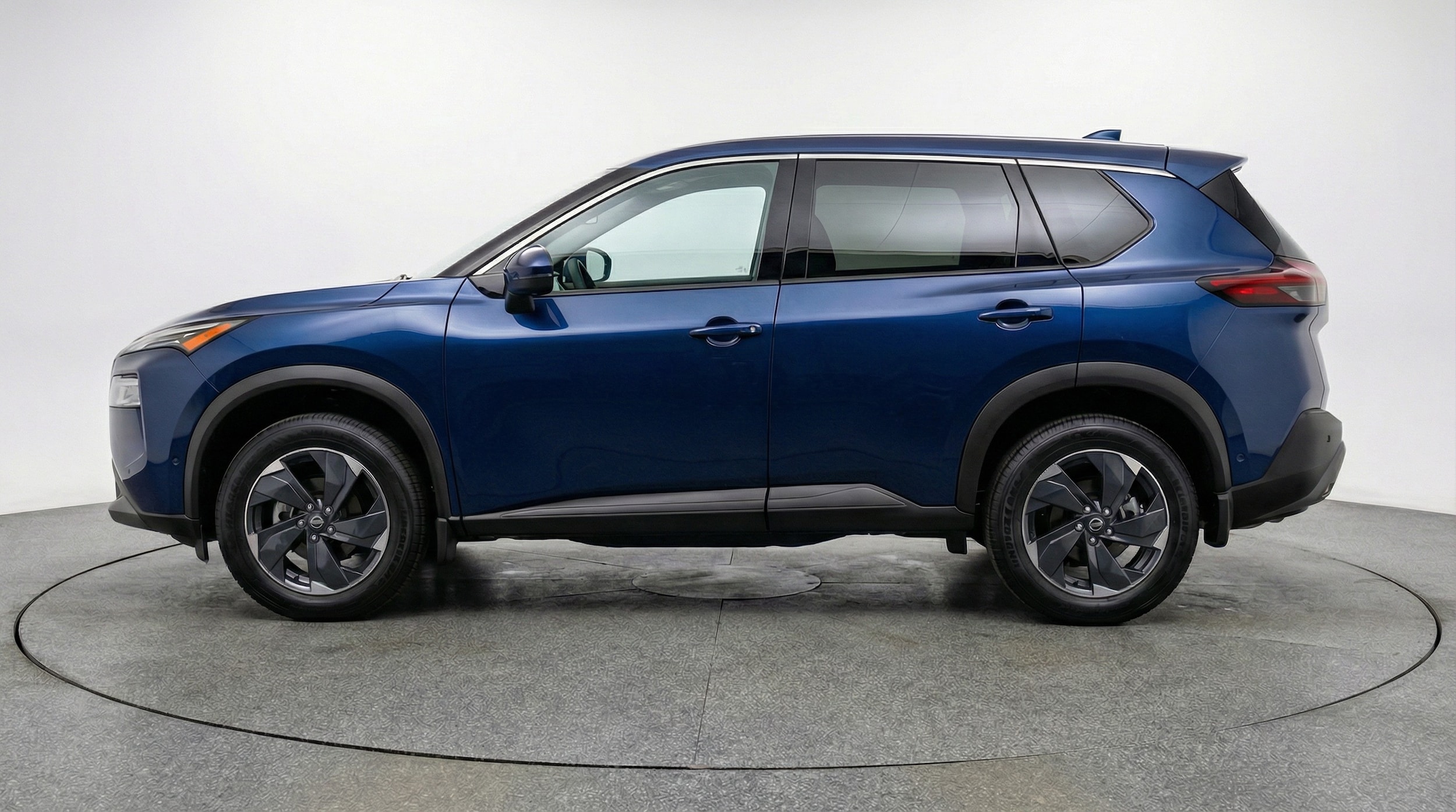 Thumbnail: 2025 Nissan Rogue - 4