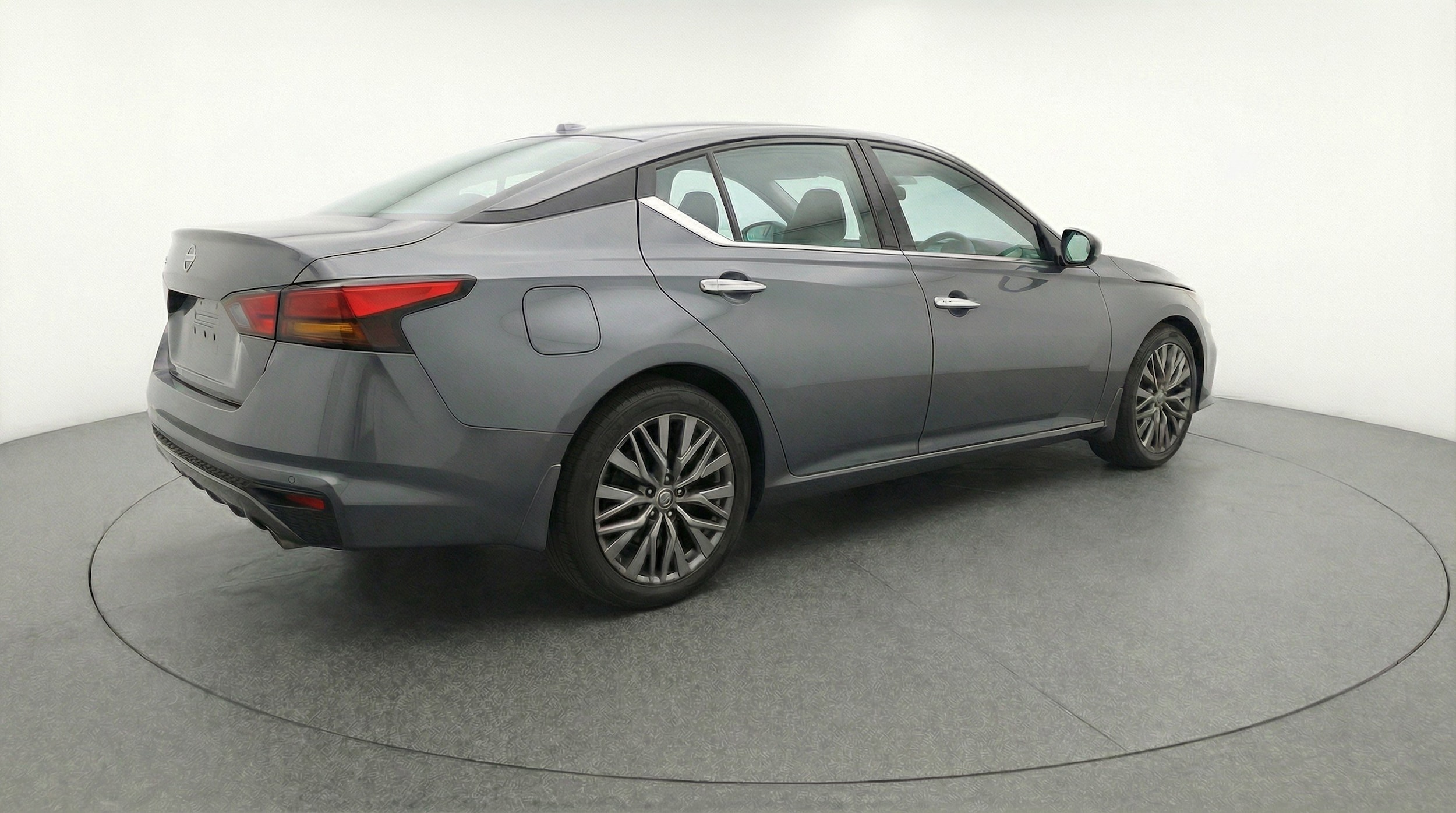 Thumbnail: 2025 Nissan Altima - 9