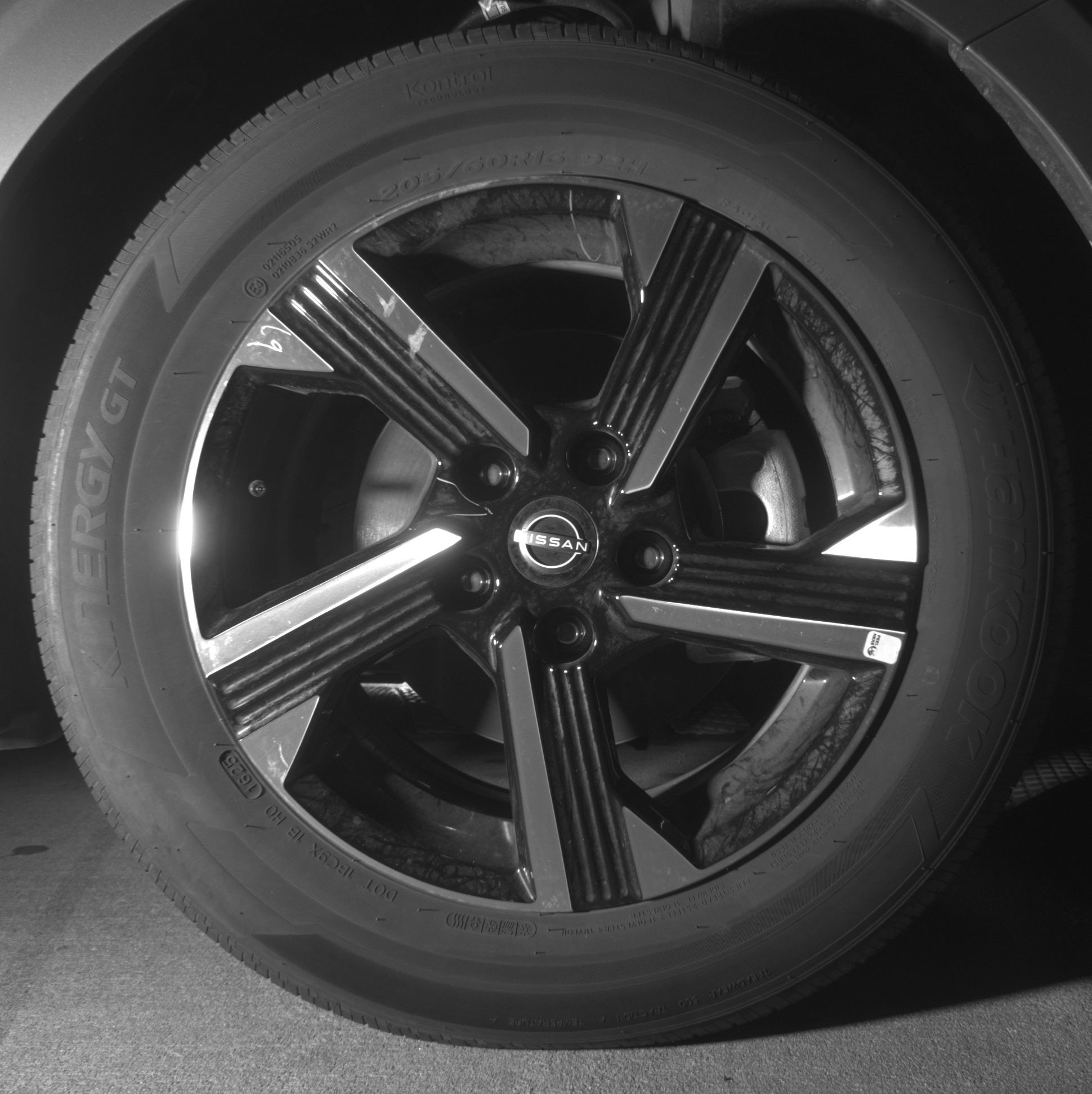 Thumbnail: 2025 Nissan Sentra - 13