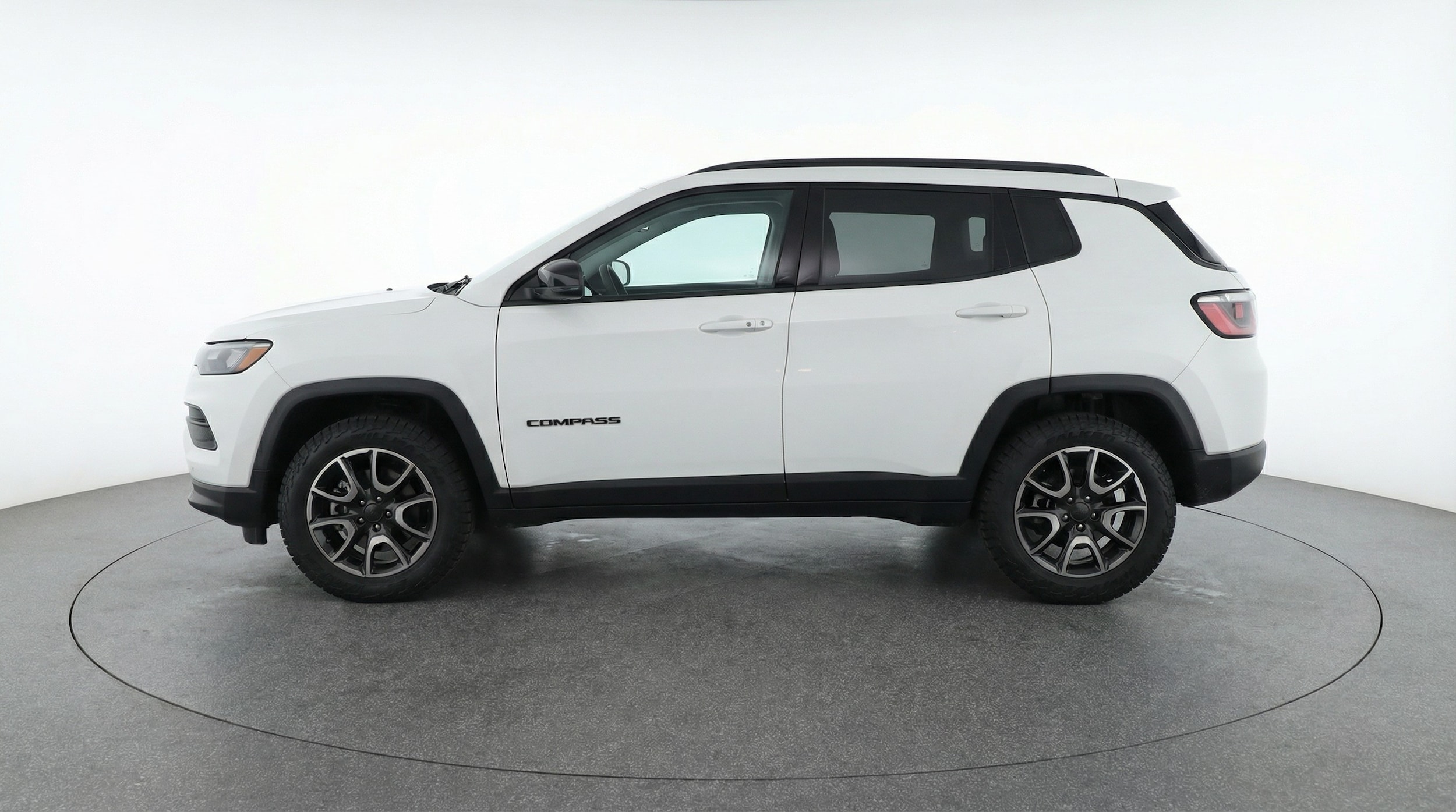 Thumbnail: 2025 Jeep Compass - 4
