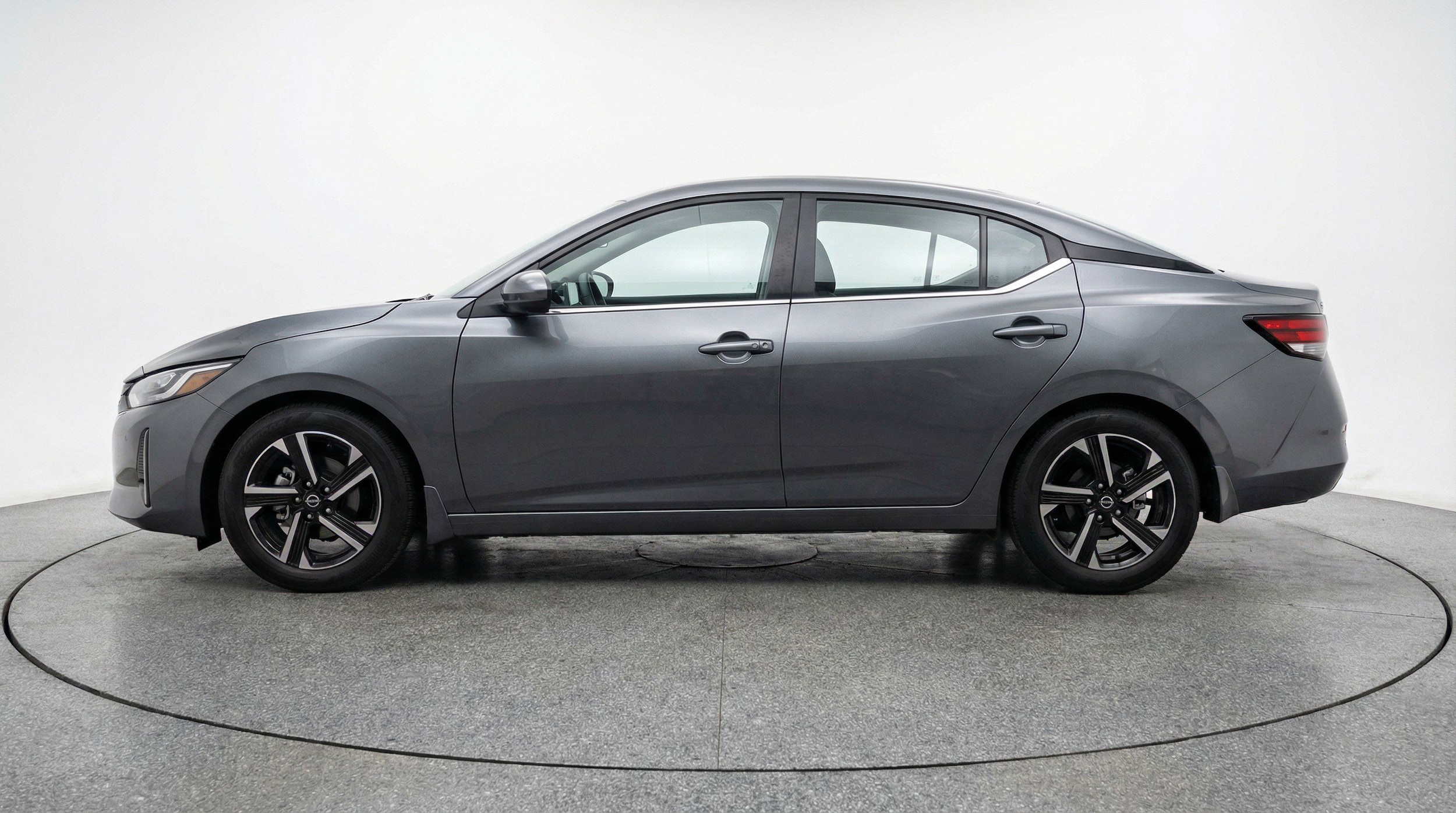 Thumbnail: 2025 Nissan Sentra - 5