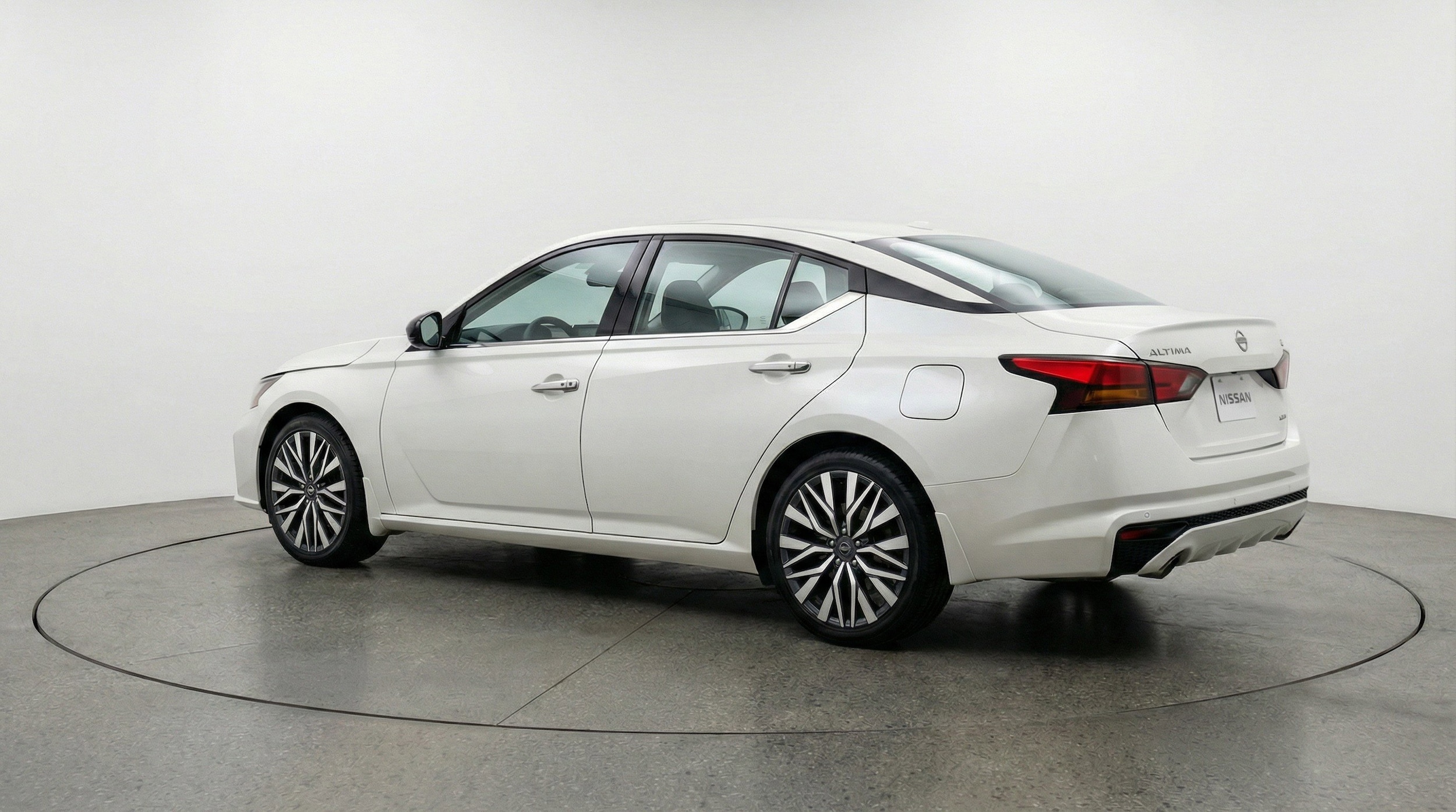 Thumbnail: 2025 Nissan Altima - 6