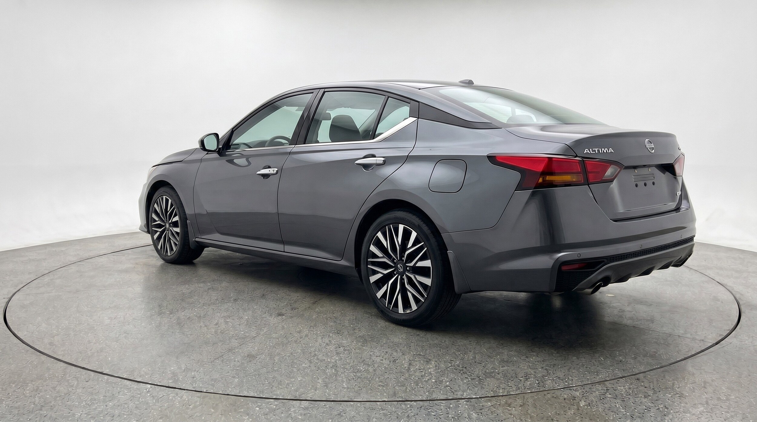 Thumbnail: 2025 Nissan Altima - 6