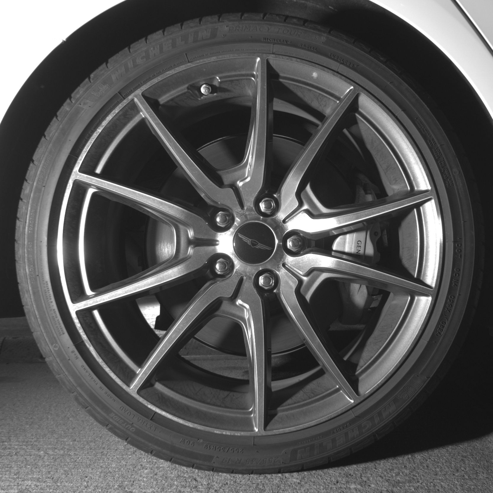 Thumbnail: 2025 Genesis G70 - 12