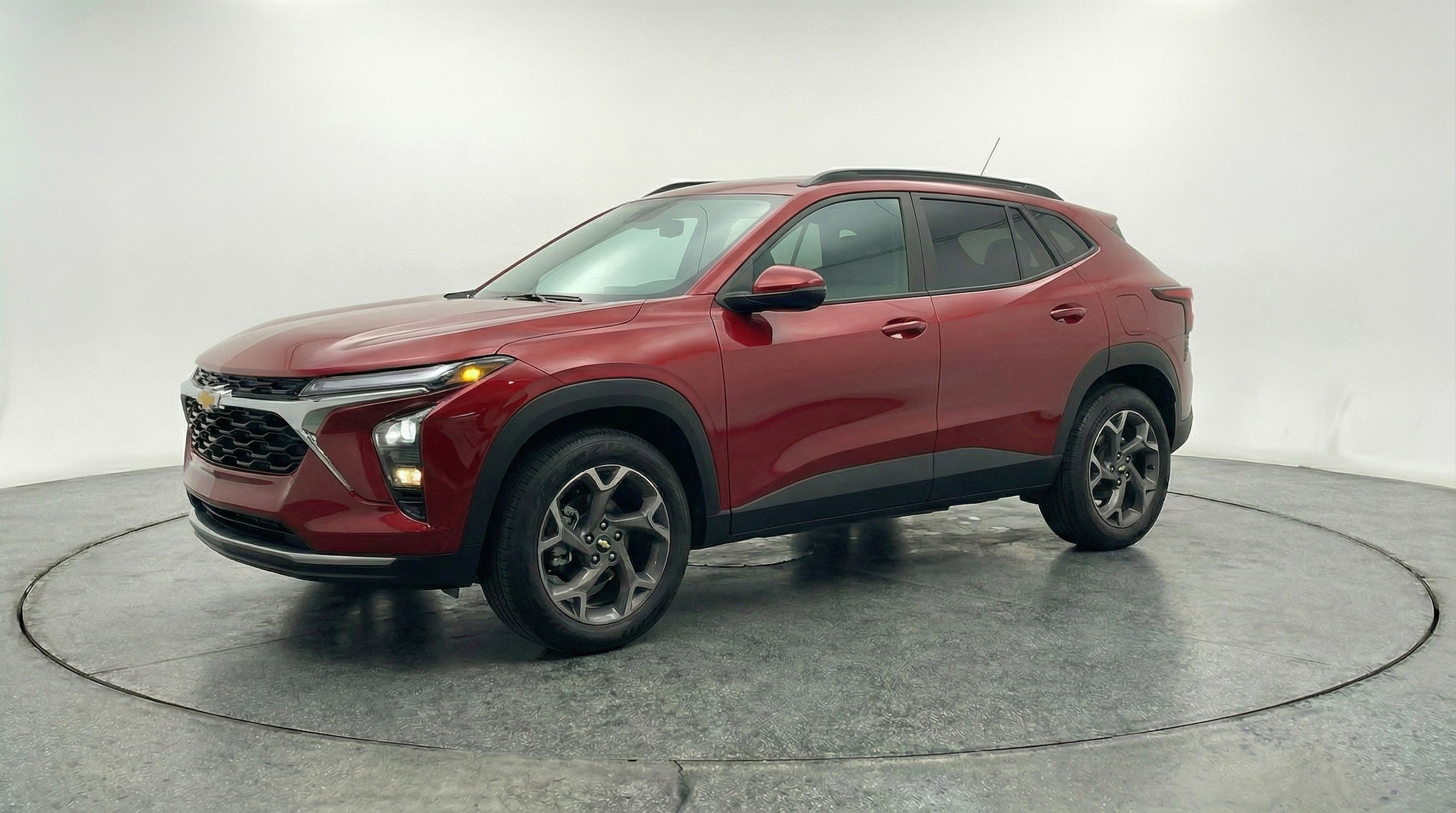 Thumbnail: 2025 Chevrolet Trax - 3