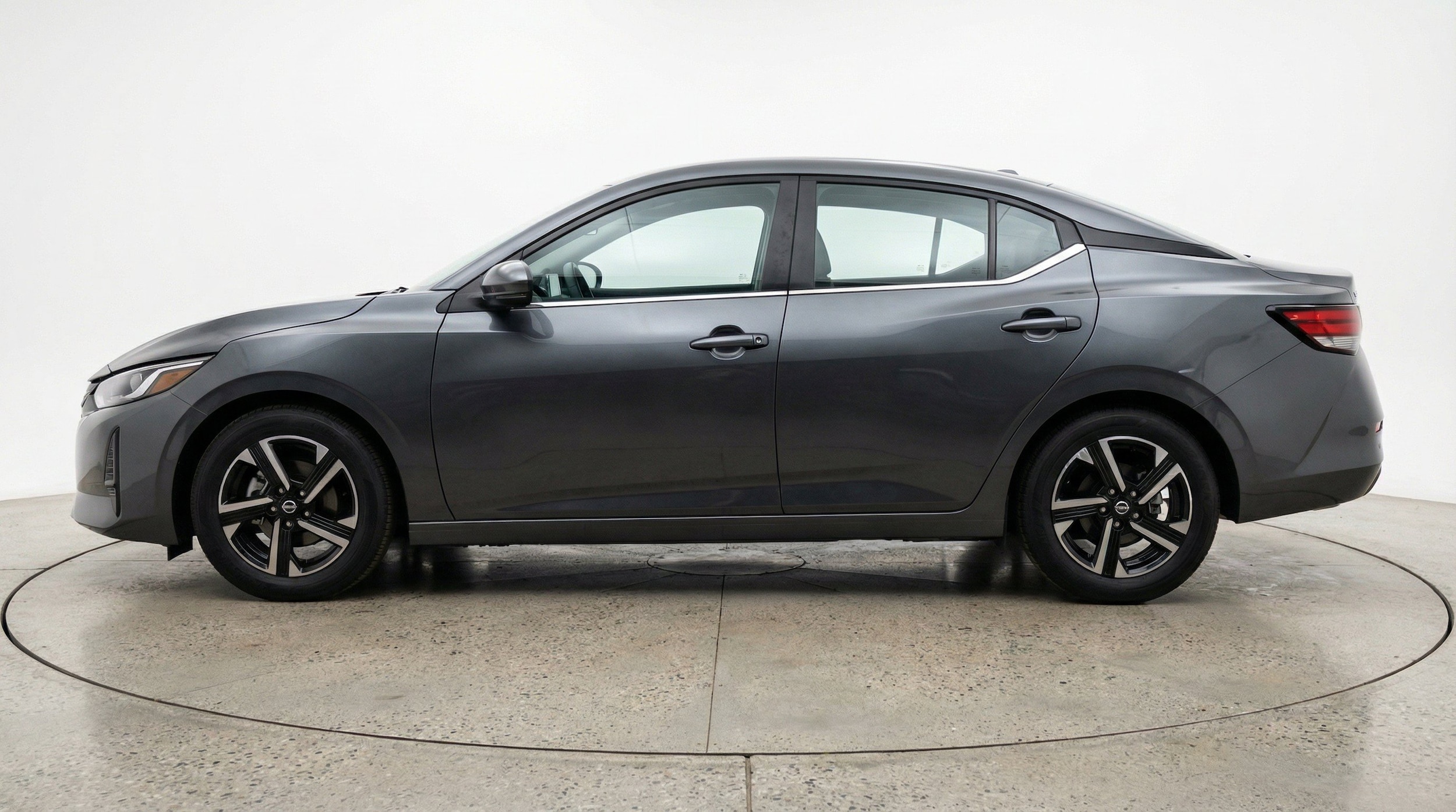 Thumbnail: 2025 Nissan Sentra - 5