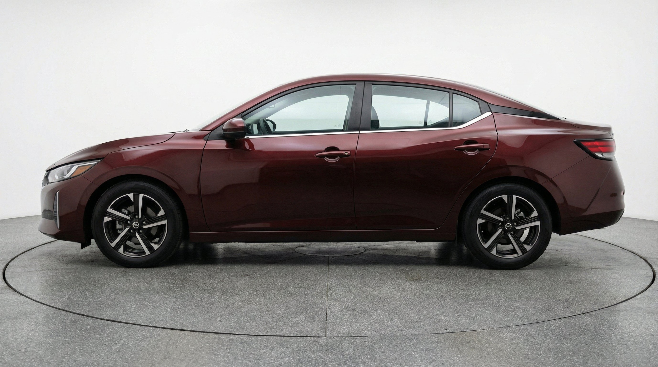 Thumbnail: 2025 Nissan Sentra - 5