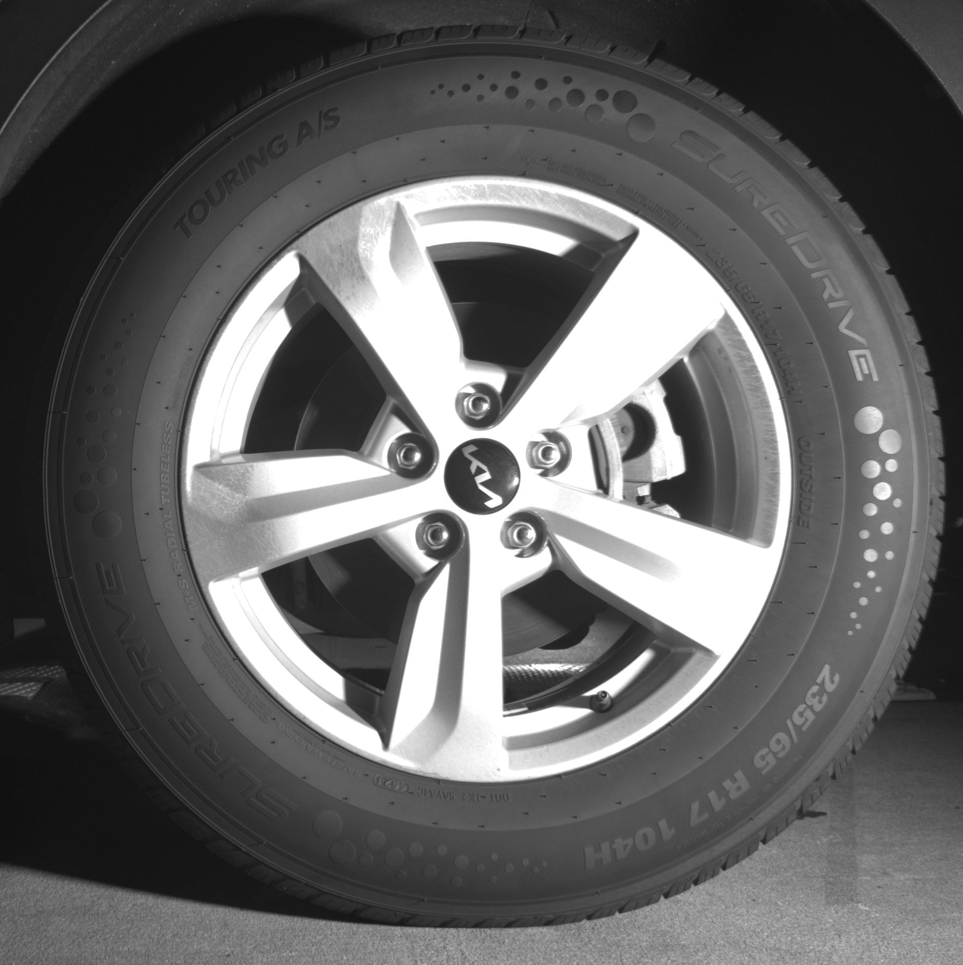 Thumbnail: 2023 Kia Sorento - 11