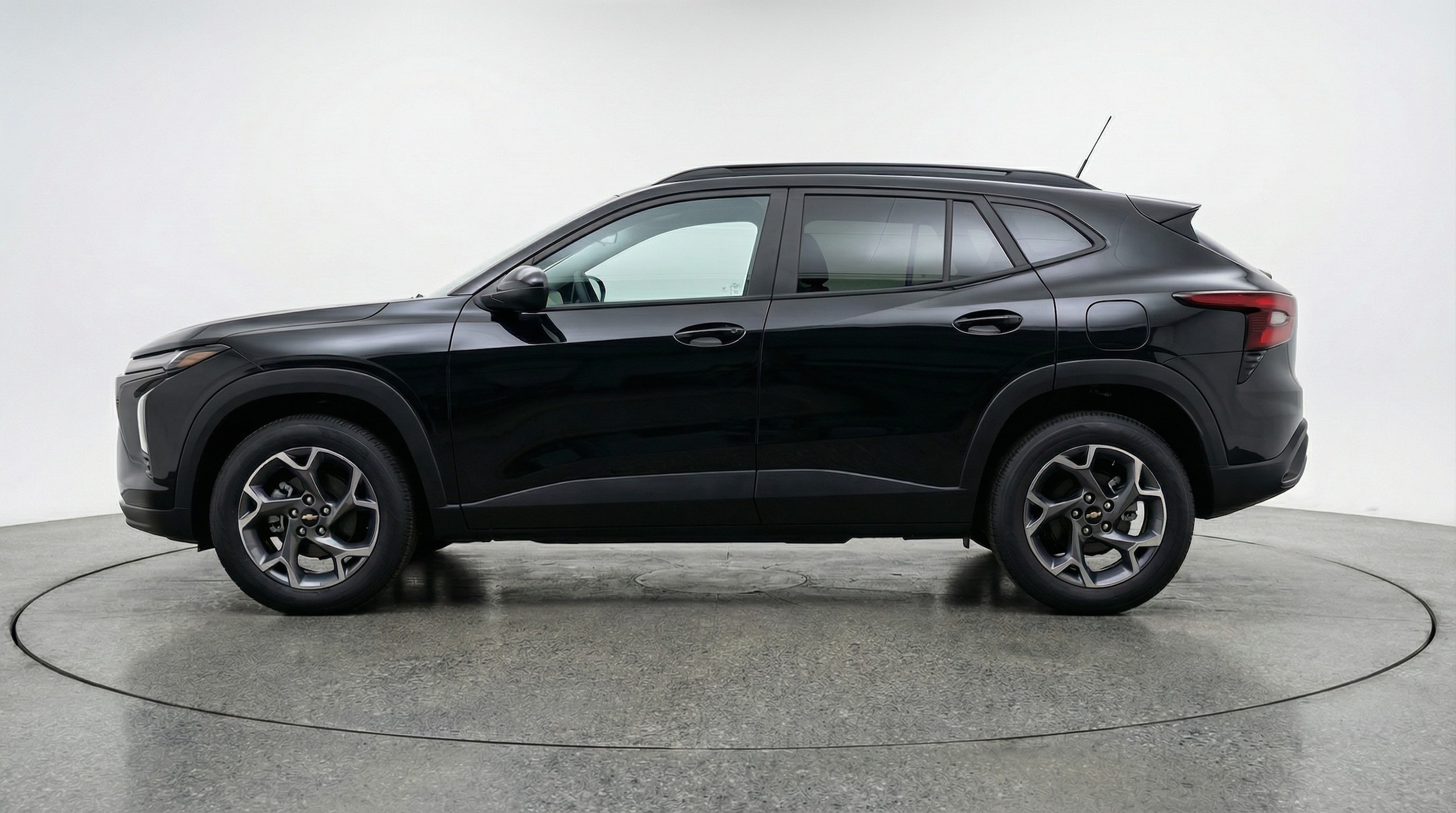 Thumbnail: 2025 Chevrolet Trax - 4