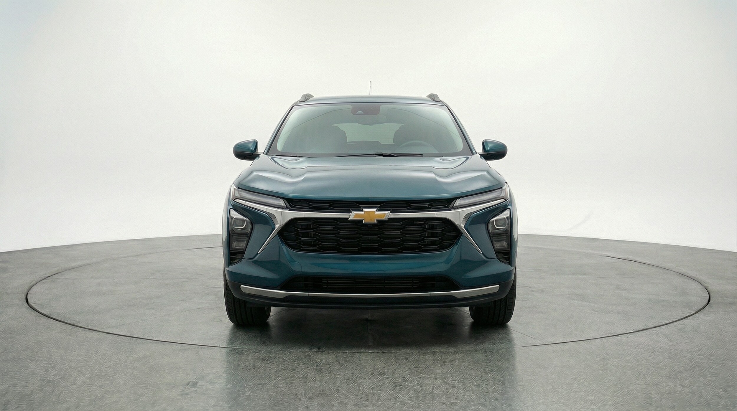 Thumbnail: 2025 Chevrolet Trax - 2