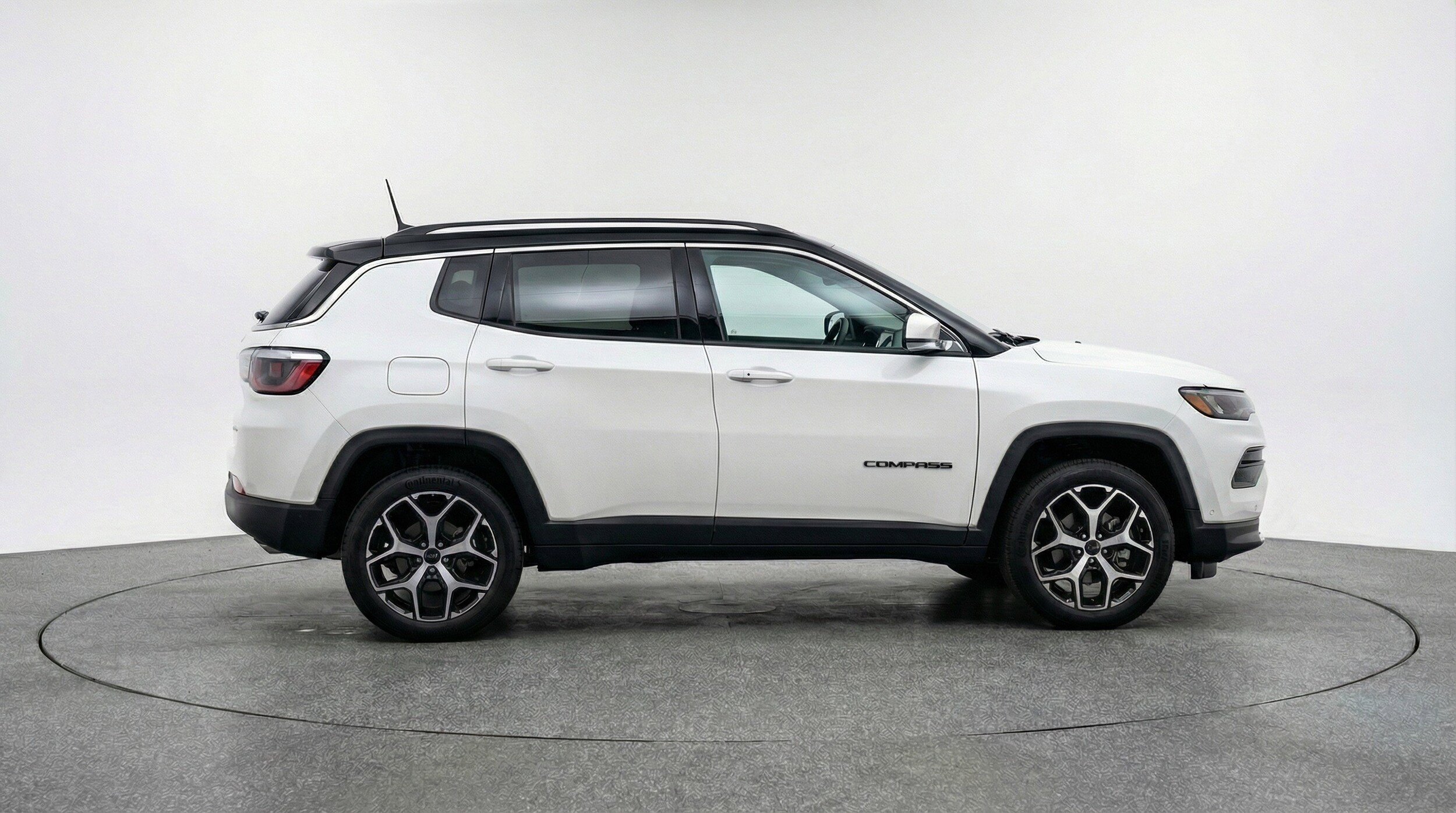 Thumbnail: 2025 Jeep Compass - 11