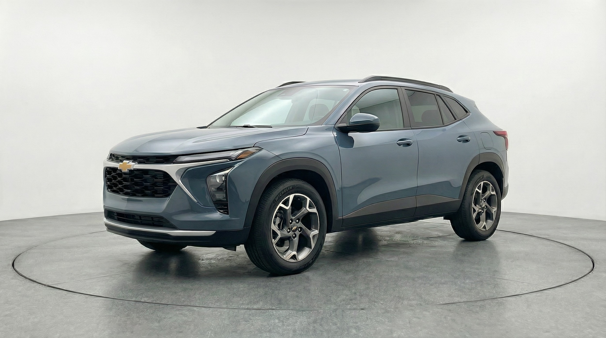 Thumbnail: 2025 Chevrolet Trax - 3