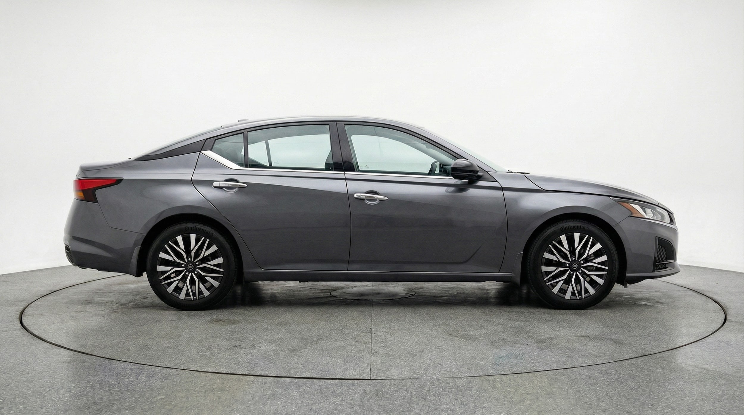 Thumbnail: 2025 Nissan Altima - 8