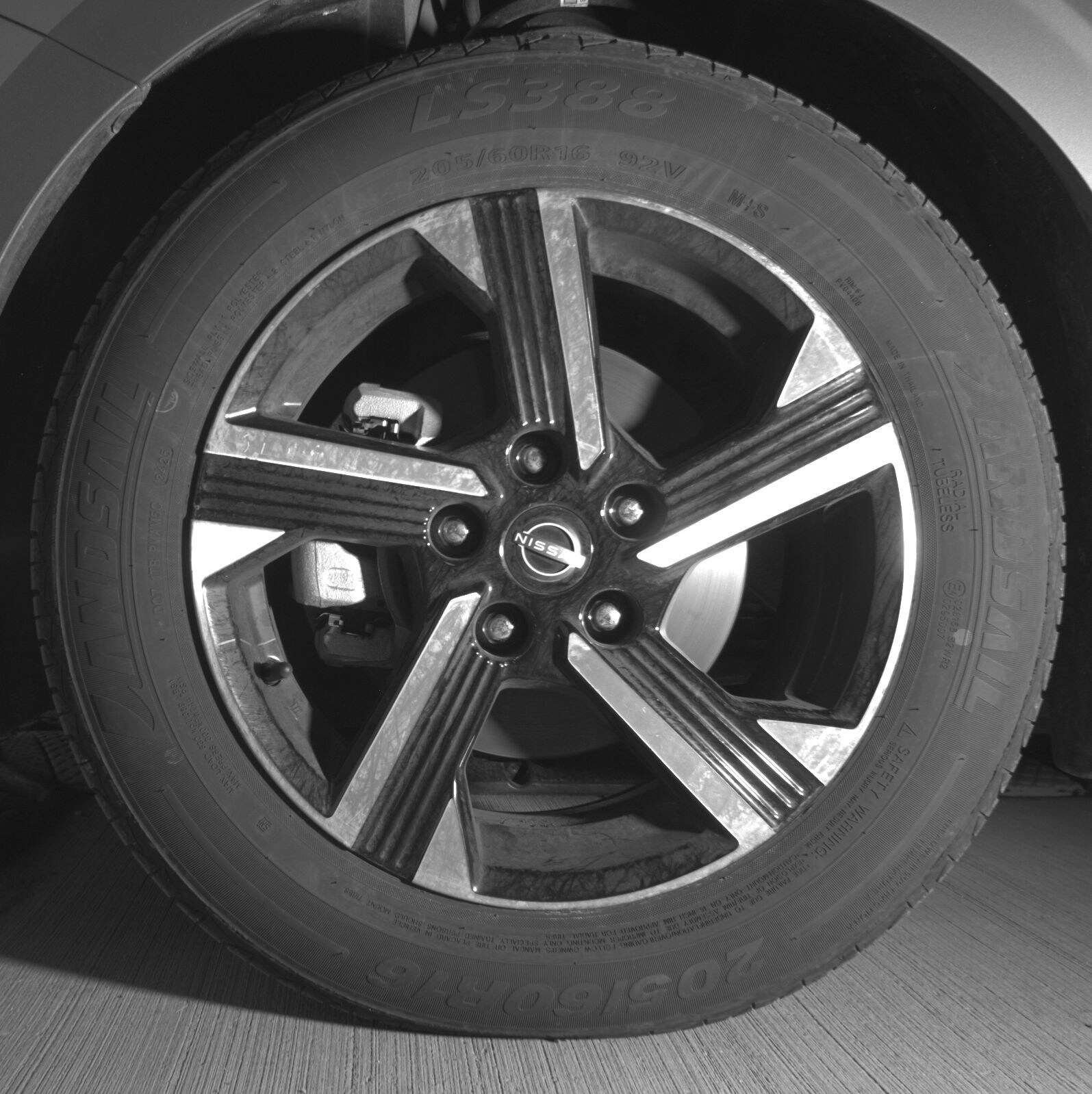 Thumbnail: 2025 Nissan Sentra - 9