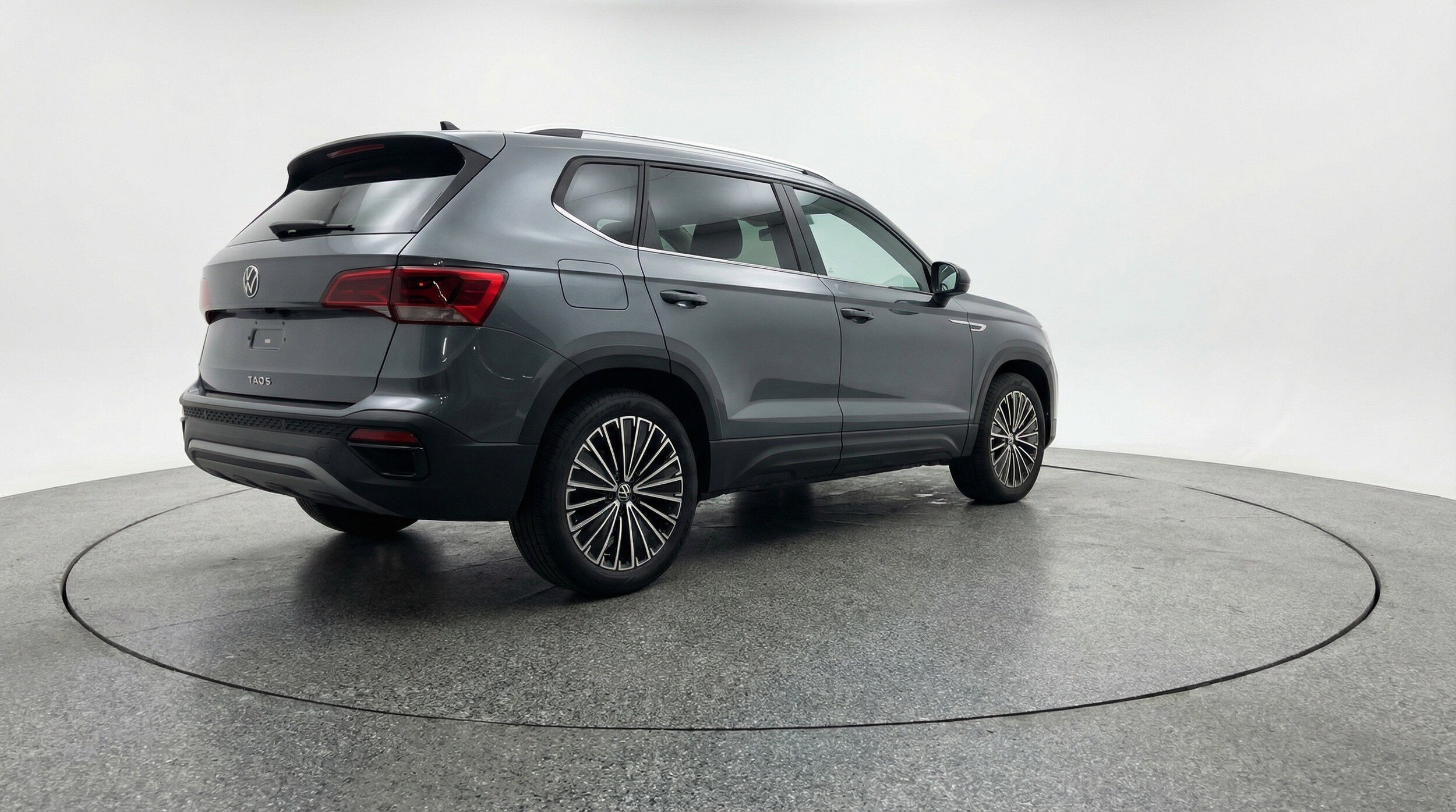 Thumbnail: 2025 Volkswagen Taos - 9