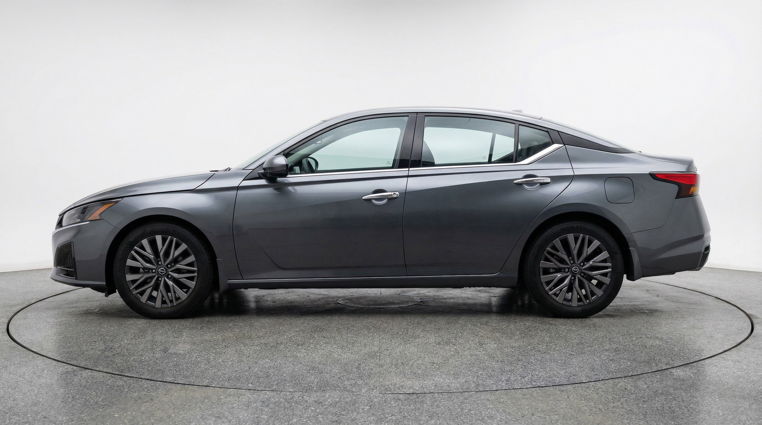 Thumbnail: 2025 Nissan Altima - 5