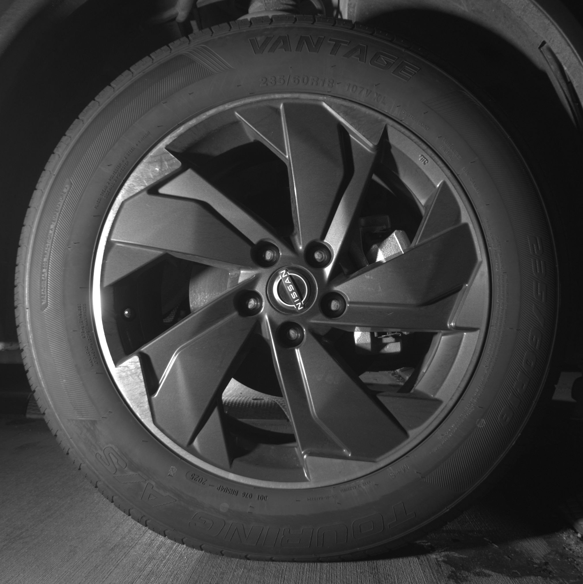 Thumbnail: 2025 Nissan Rogue - 13