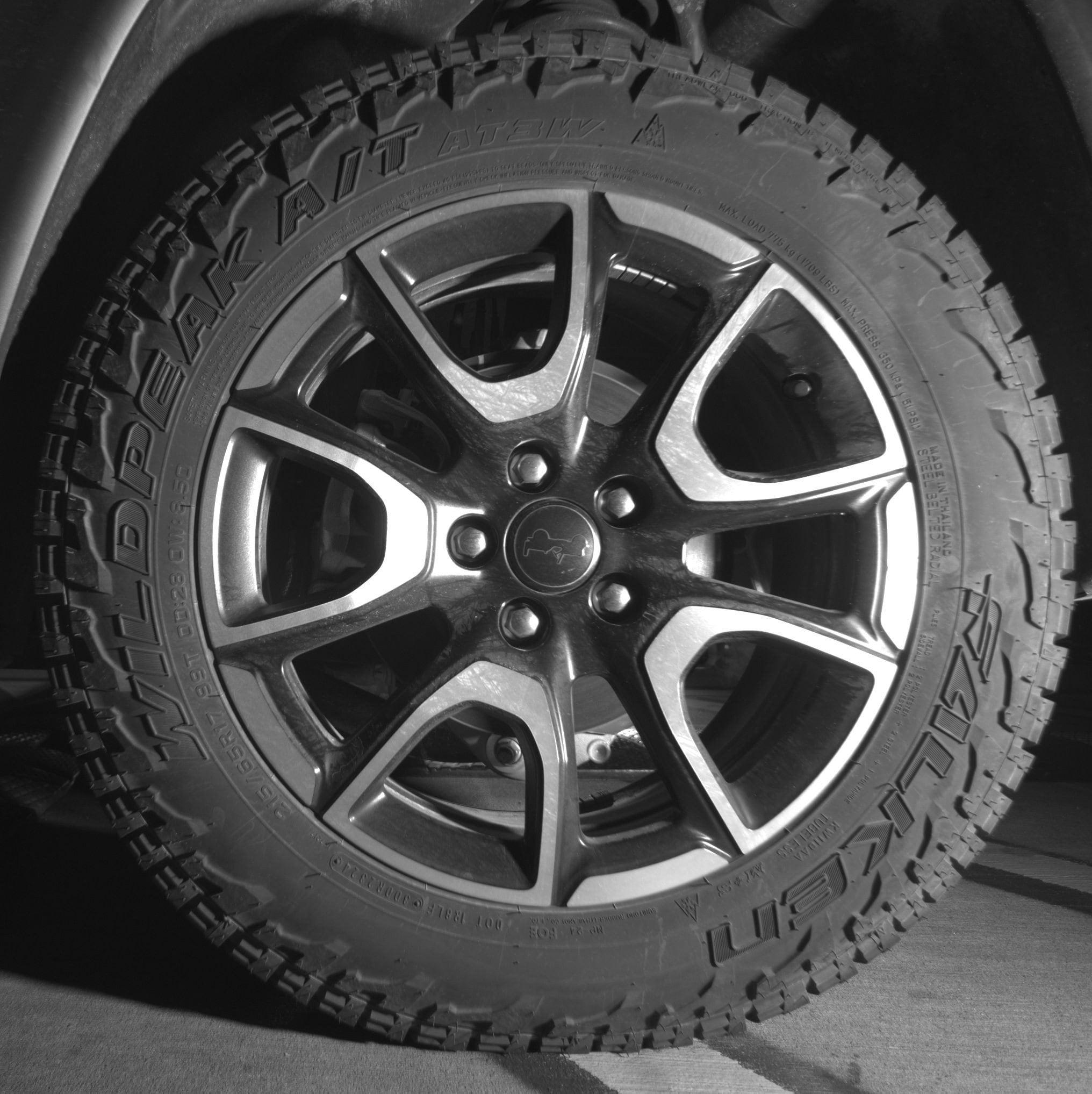 Thumbnail: 2025 Jeep Compass - 14