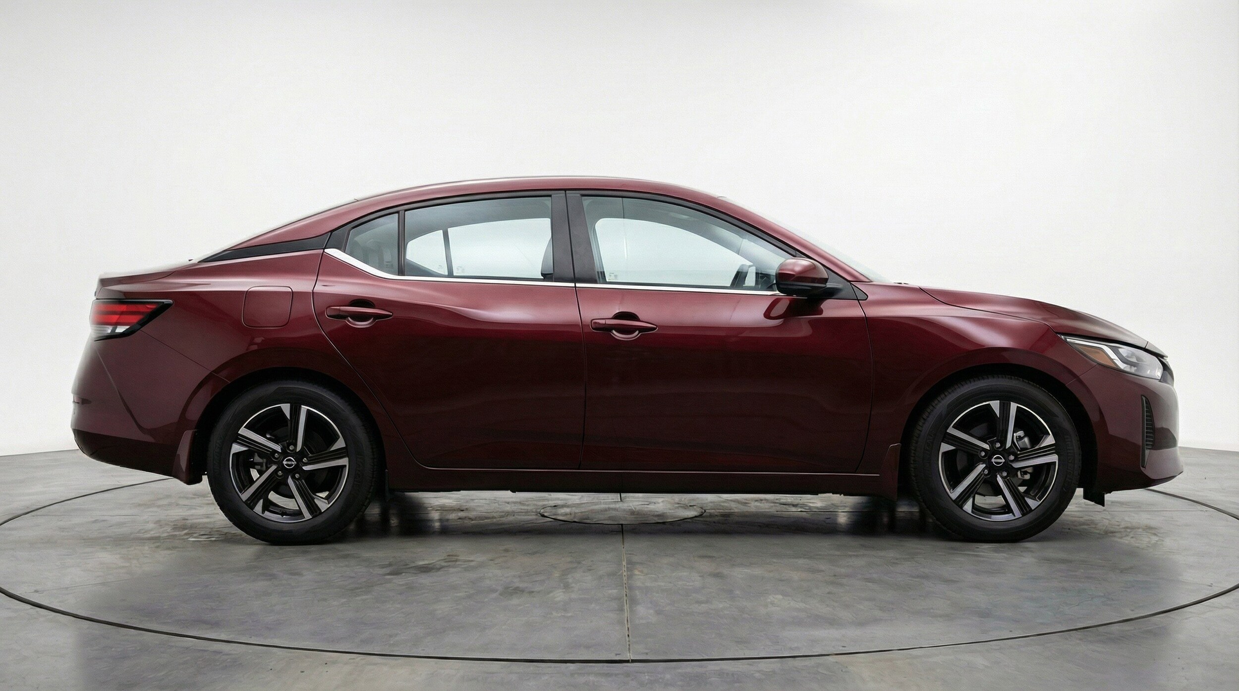 Thumbnail: 2025 Nissan Sentra - 11