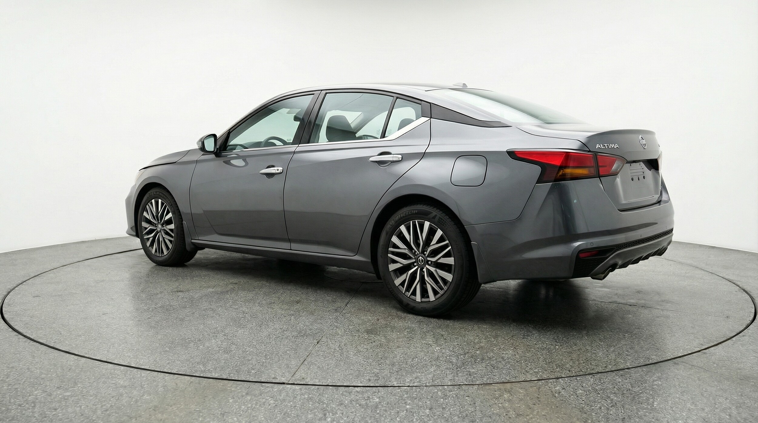 Thumbnail: 2025 Nissan Altima - 5