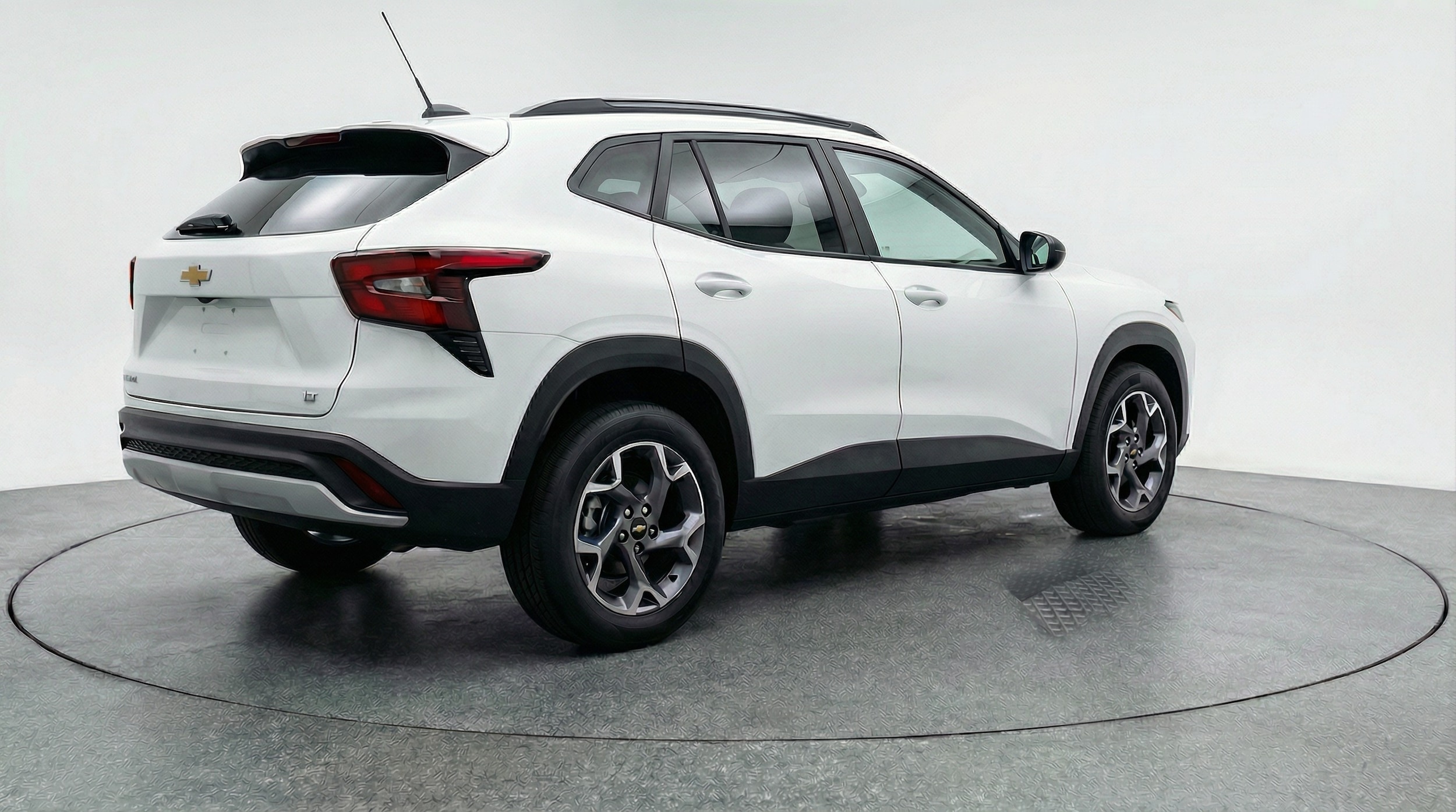 Thumbnail: 2025 Chevrolet Trax - 7