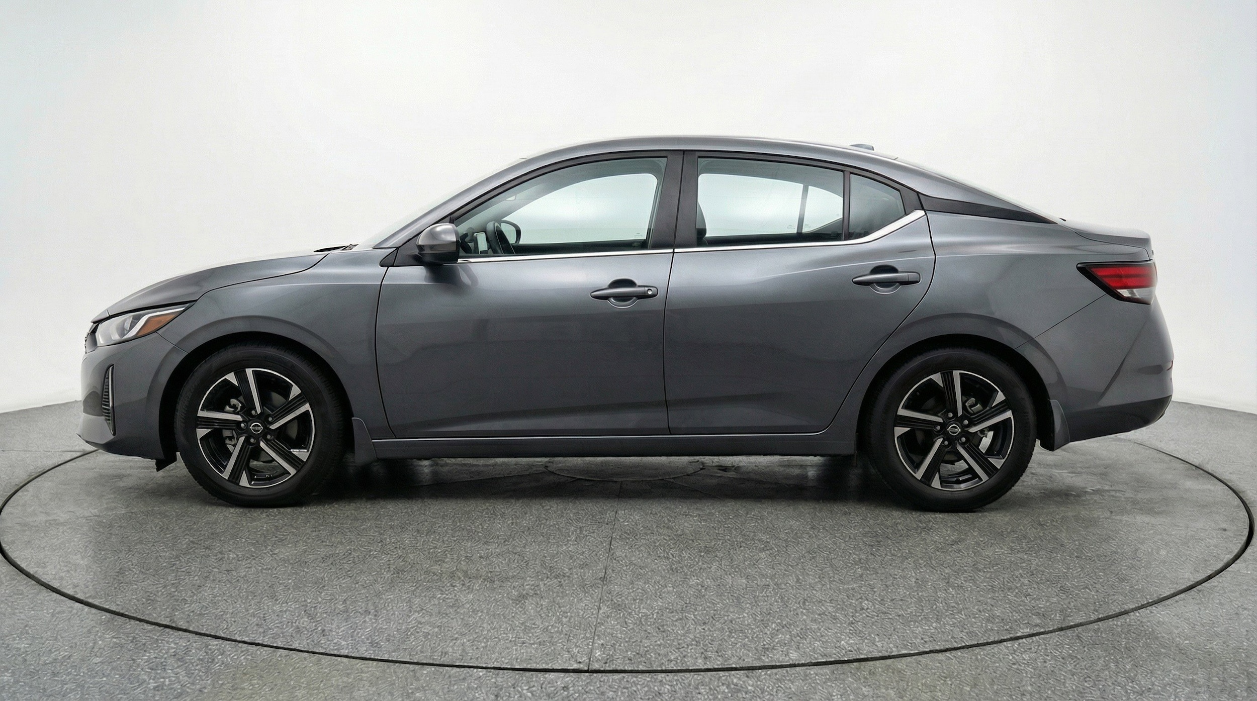 Thumbnail: 2025 Nissan Sentra - 5