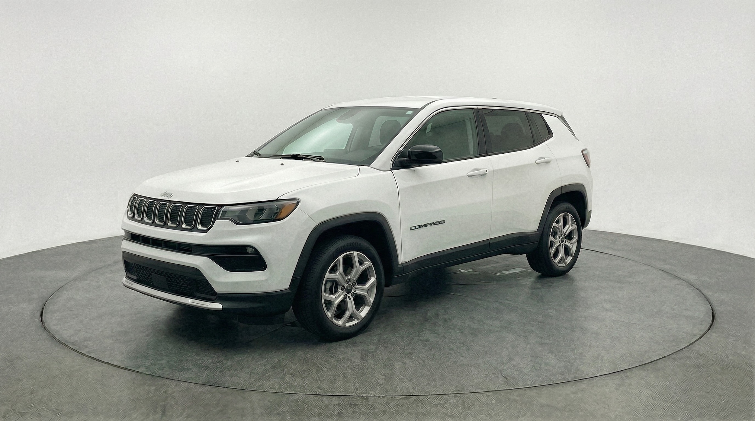 Thumbnail: 2025 Jeep Compass - 3