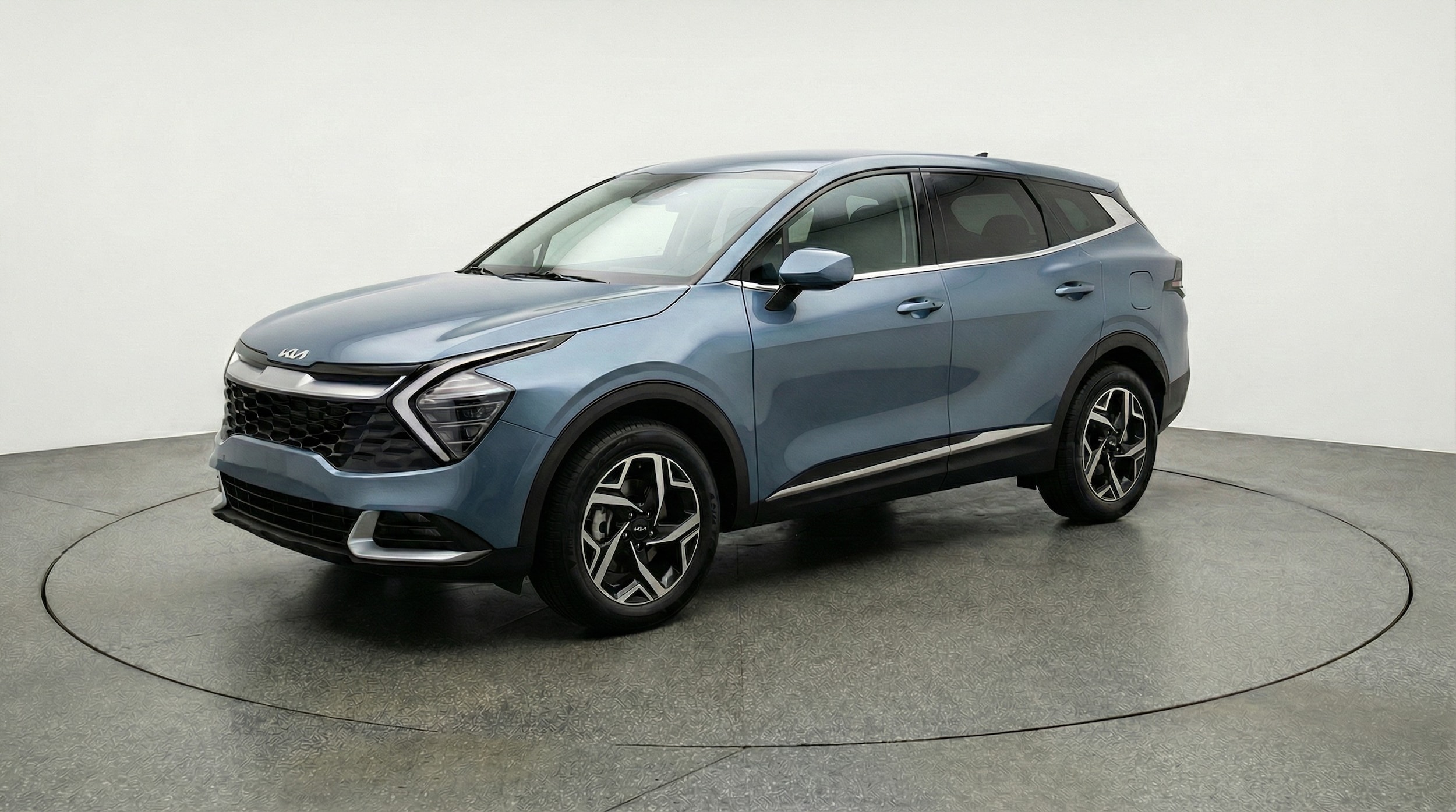 Thumbnail: 2025 Kia Sportage - 3