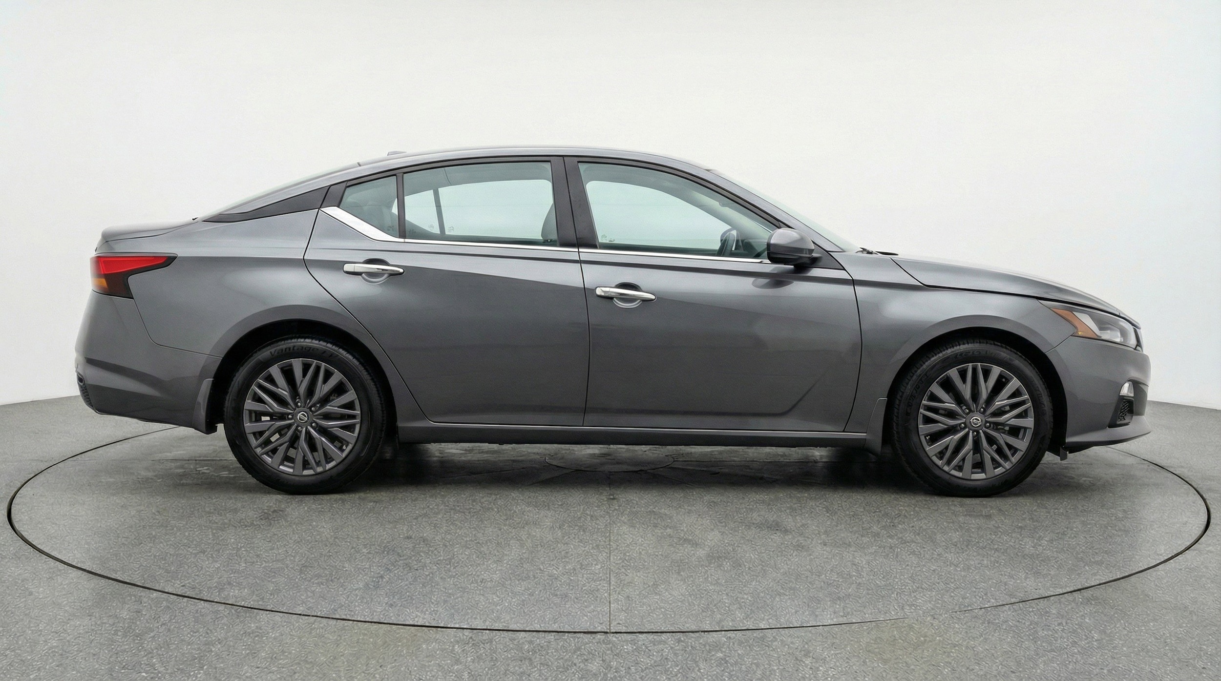 Thumbnail: 2025 Nissan Altima - 11