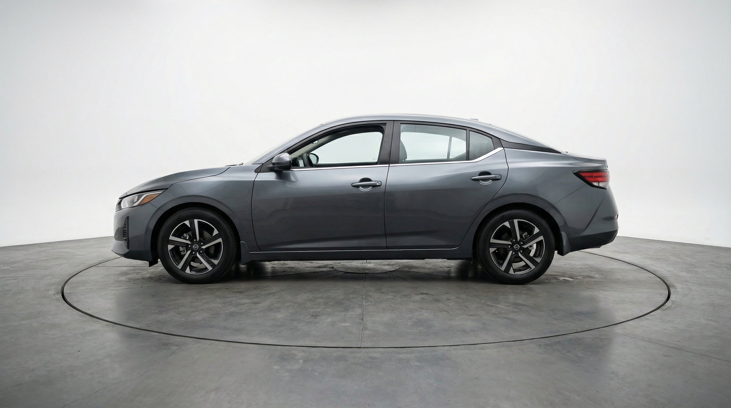 Thumbnail: 2025 Nissan Sentra - 5