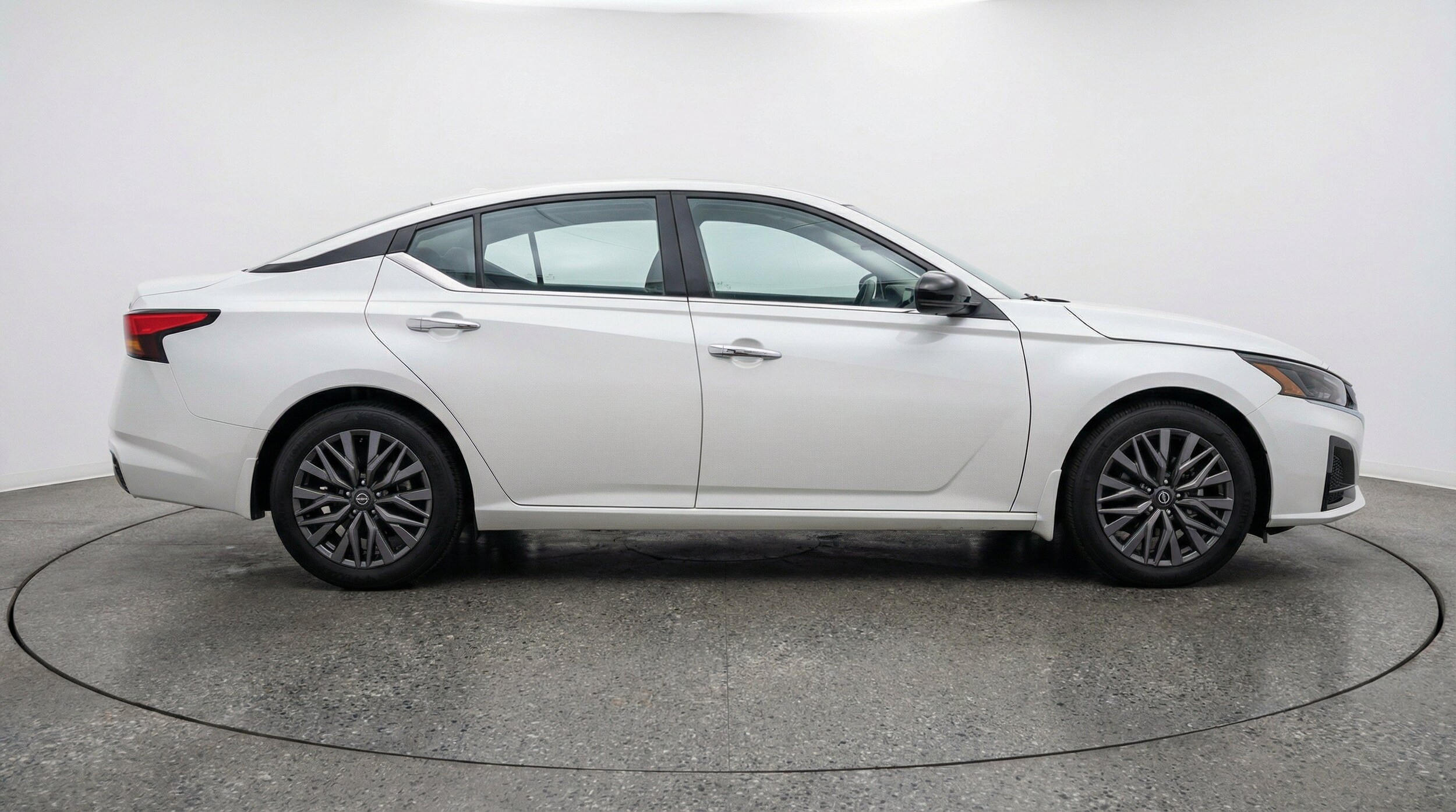 Thumbnail: 2025 Nissan Altima - 11