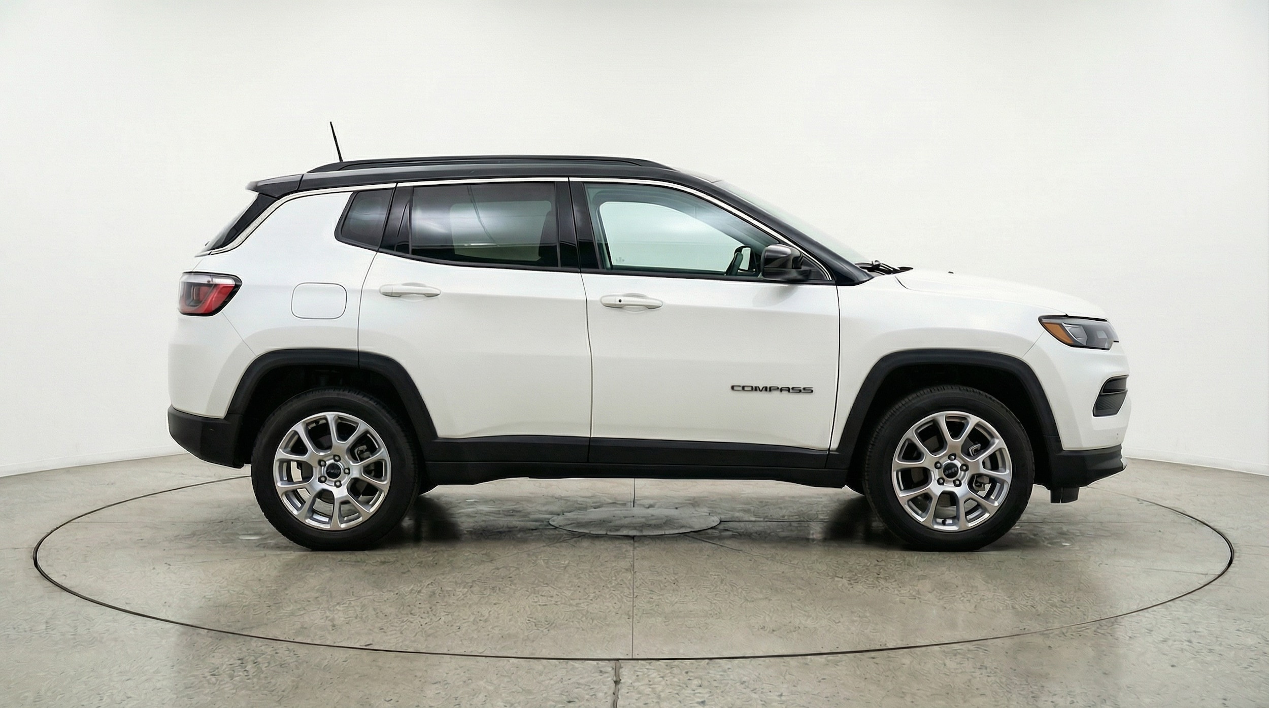 Thumbnail: 2025 Jeep Compass - 8