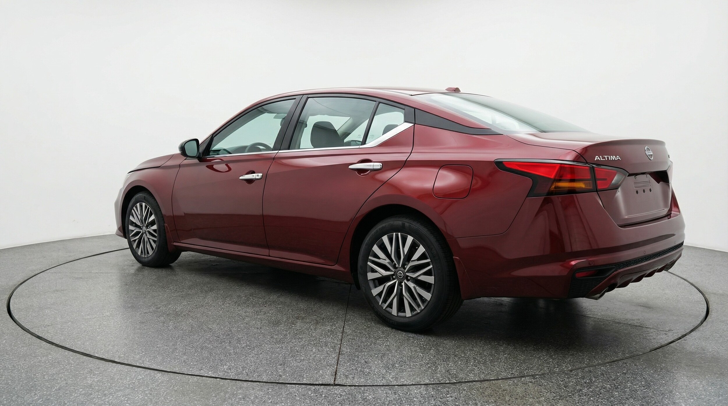 Thumbnail: 2025 Nissan Altima - 5