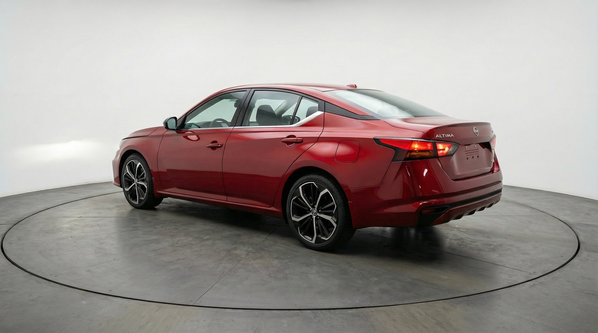 Thumbnail: 2025 Nissan Altima - 5