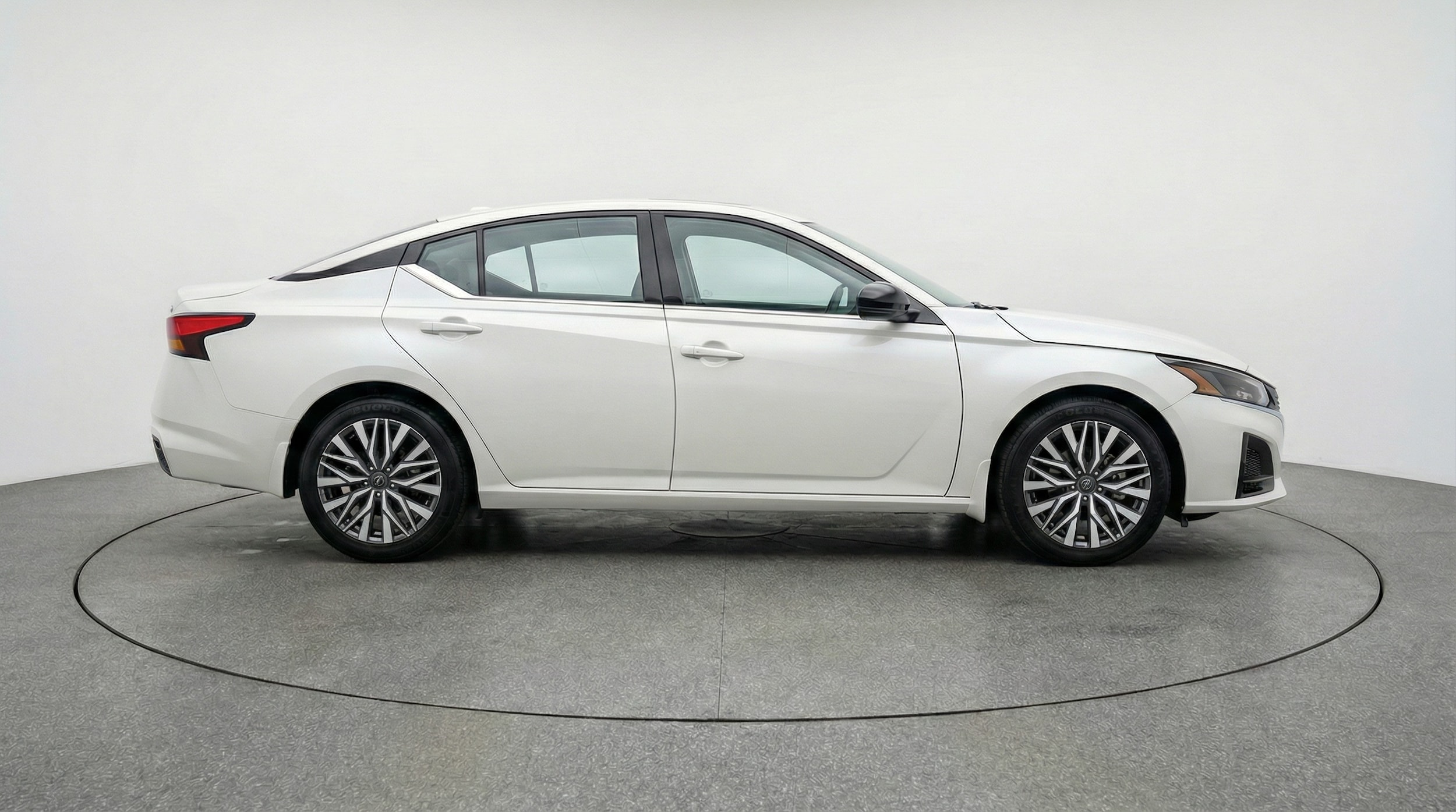 Thumbnail: 2025 Nissan Altima - 8