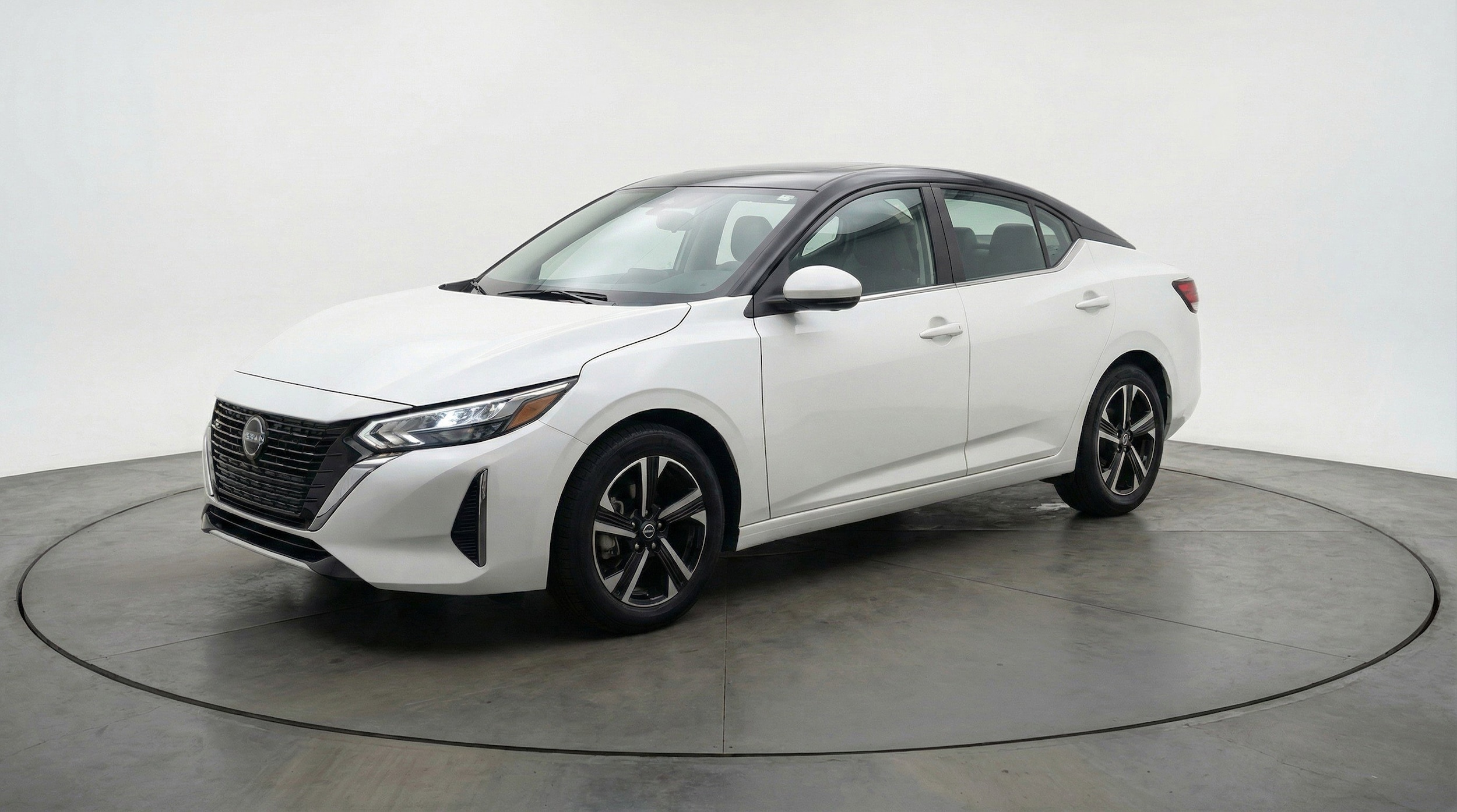 Thumbnail: 2025 Nissan Sentra - 3